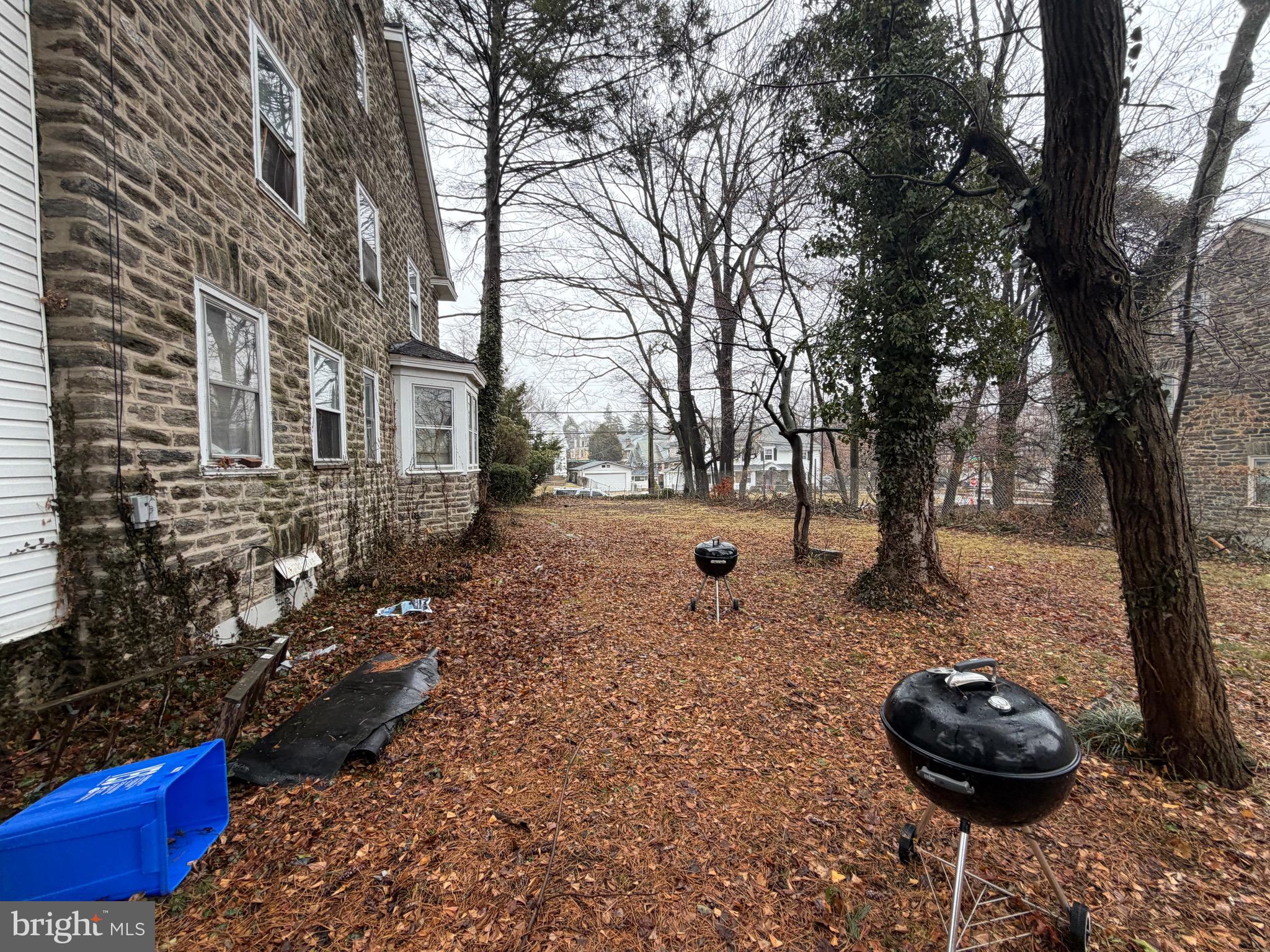 EAST OAK LANE - Residential