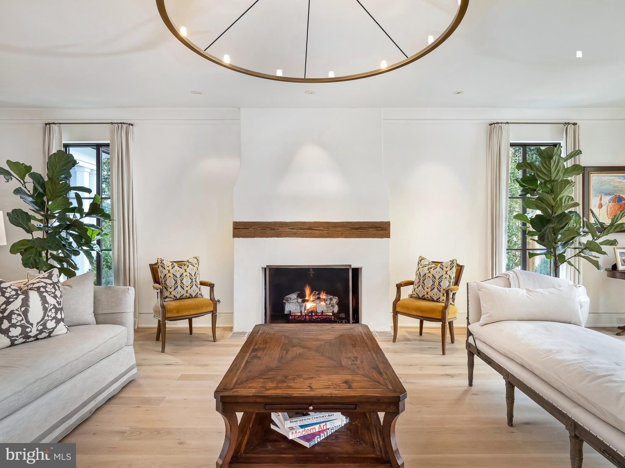 KENWOOD - Residential