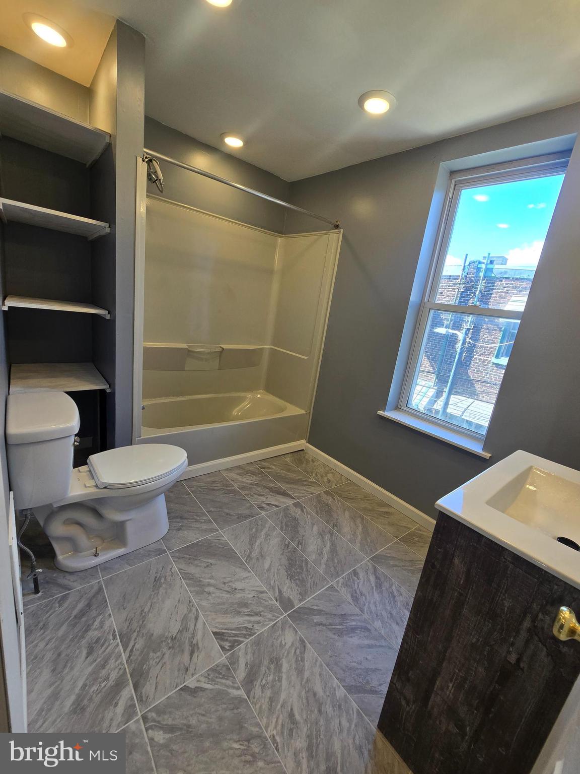 HARROWGATE - Residential Lease