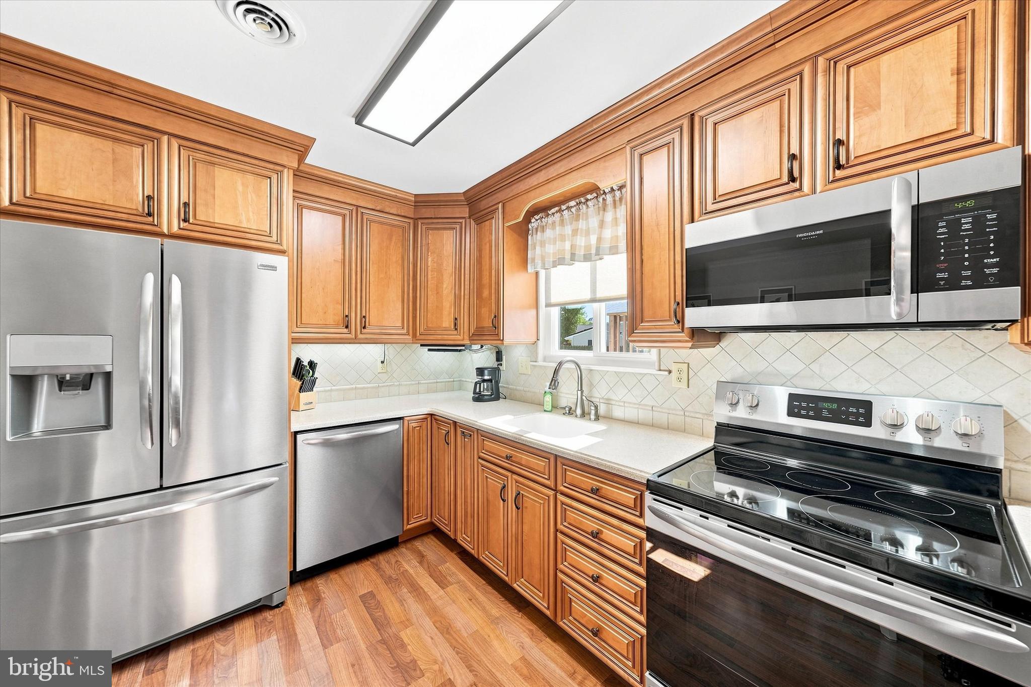 BREEZEWOOD II - Residential