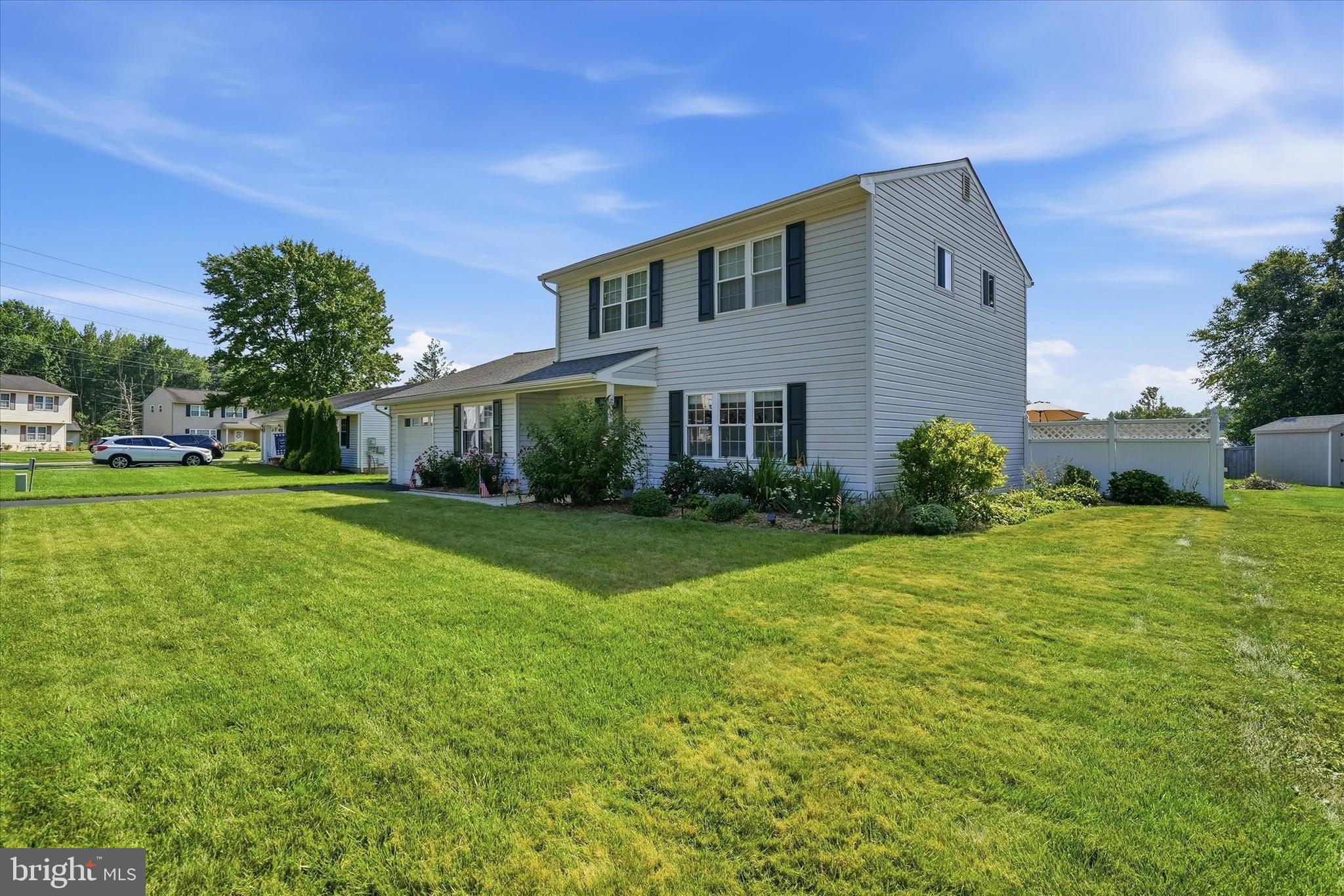 BREEZEWOOD II - Residential