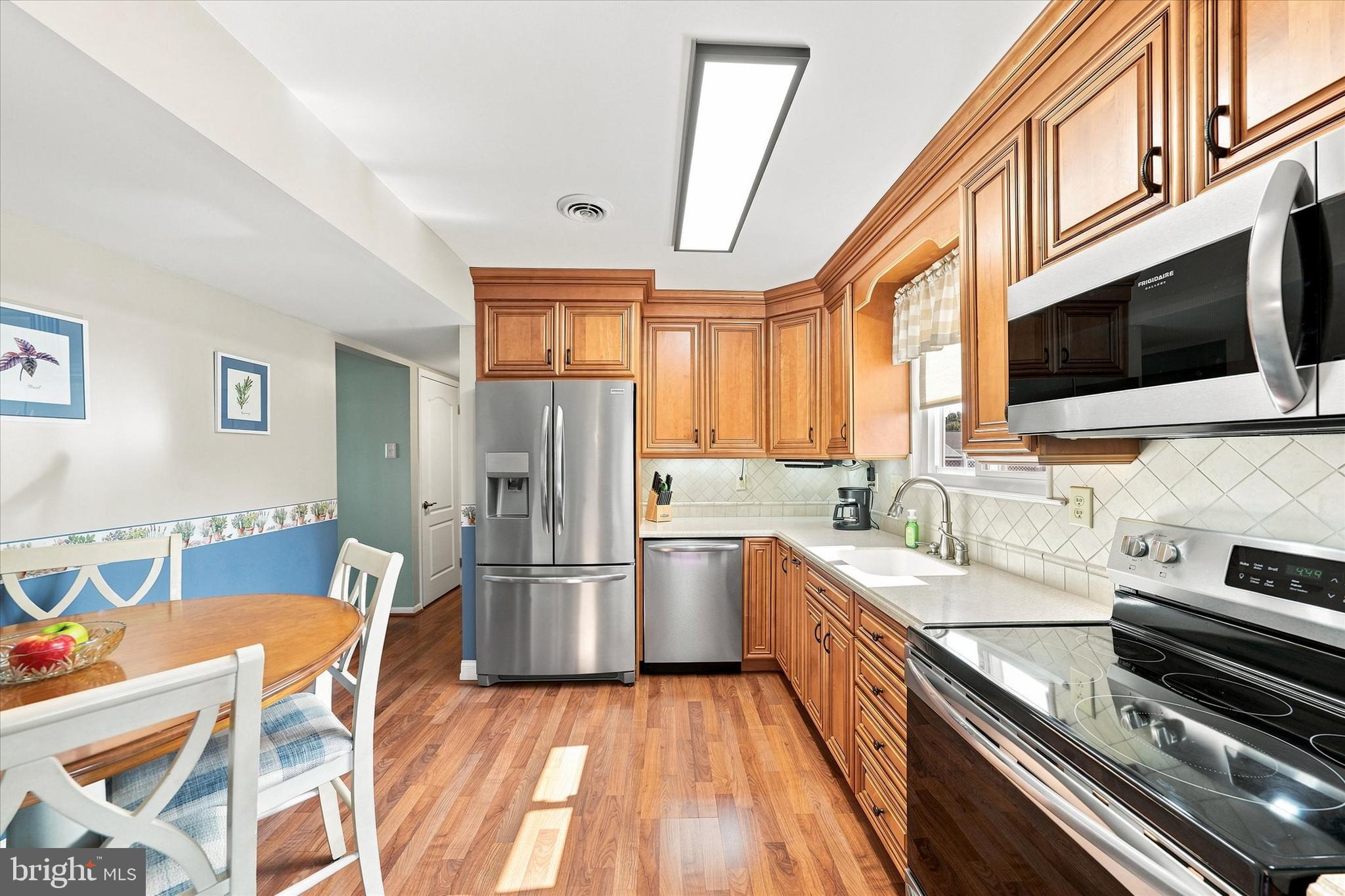 BREEZEWOOD II - Residential