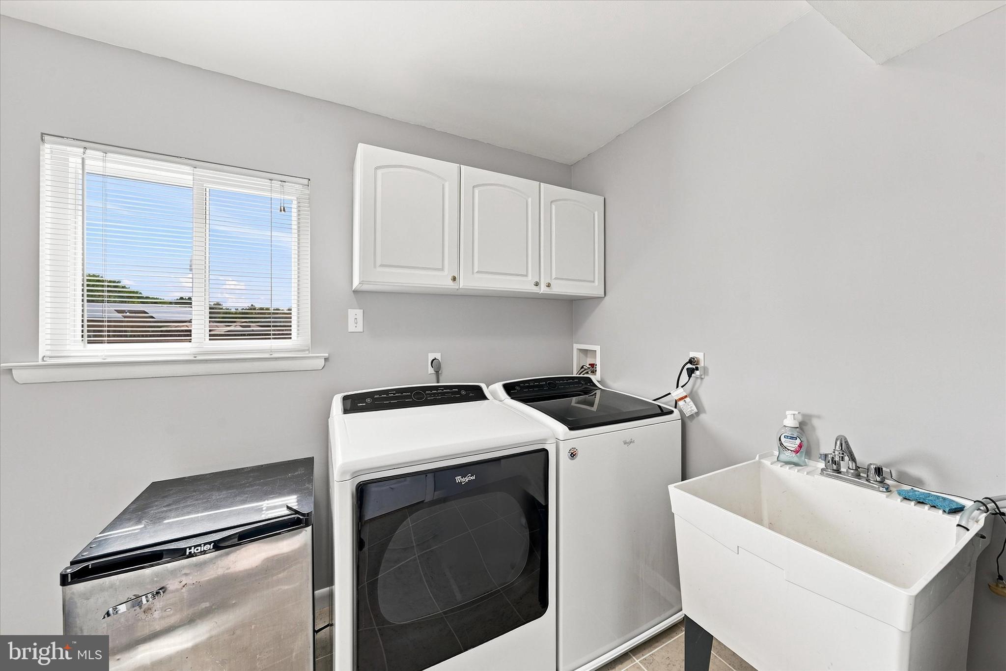 BREEZEWOOD II - Residential