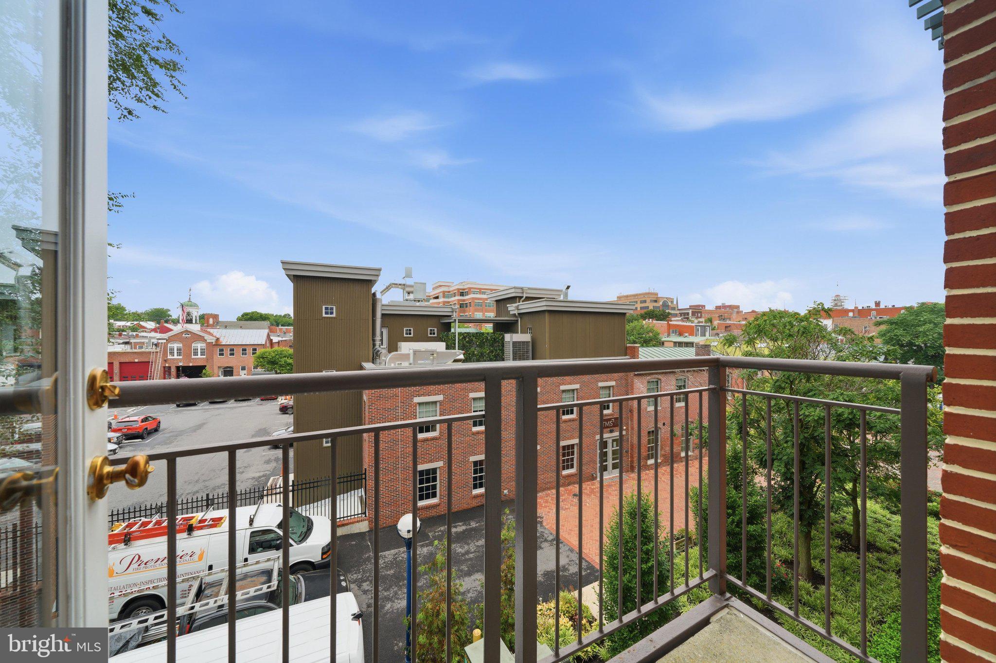 DOWNTOWN FREDERICK - Residential