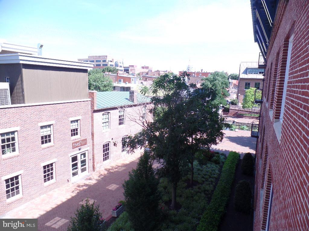 DOWNTOWN FREDERICK - Residential