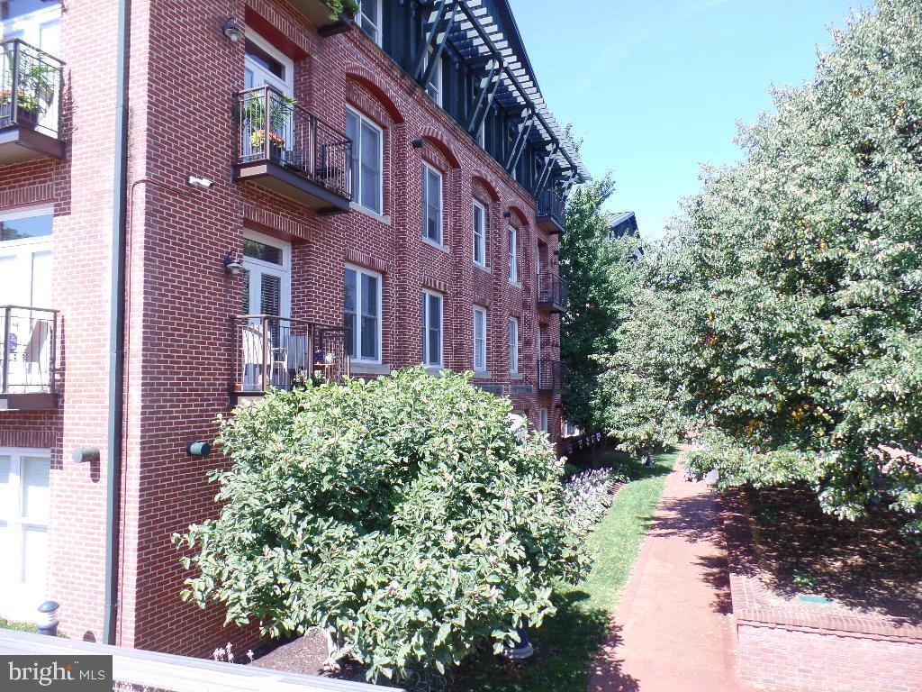 DOWNTOWN FREDERICK - Residential