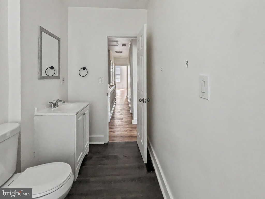 MILL HILL - Residential