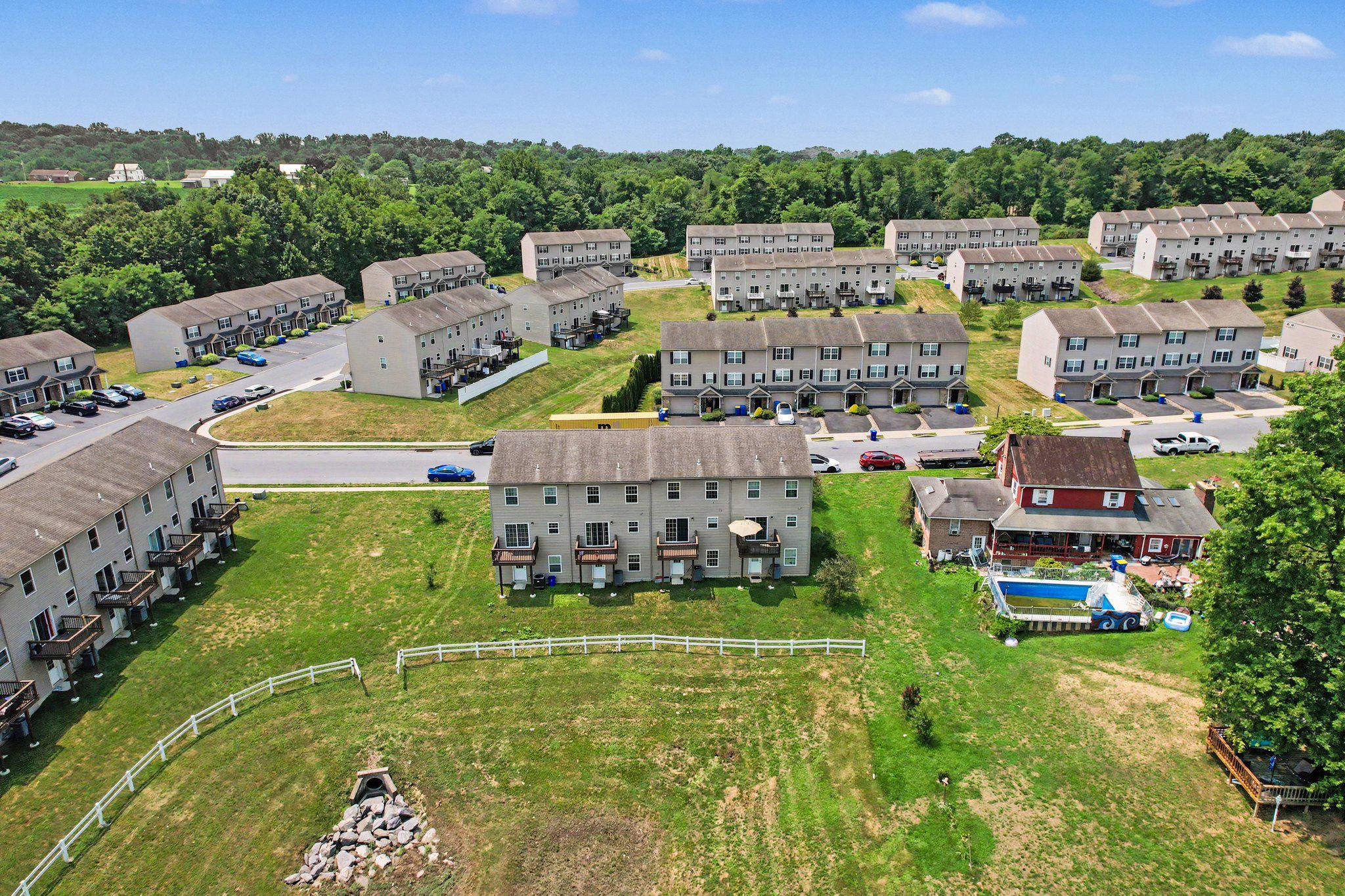 THE WOODLANDS - Residential Income