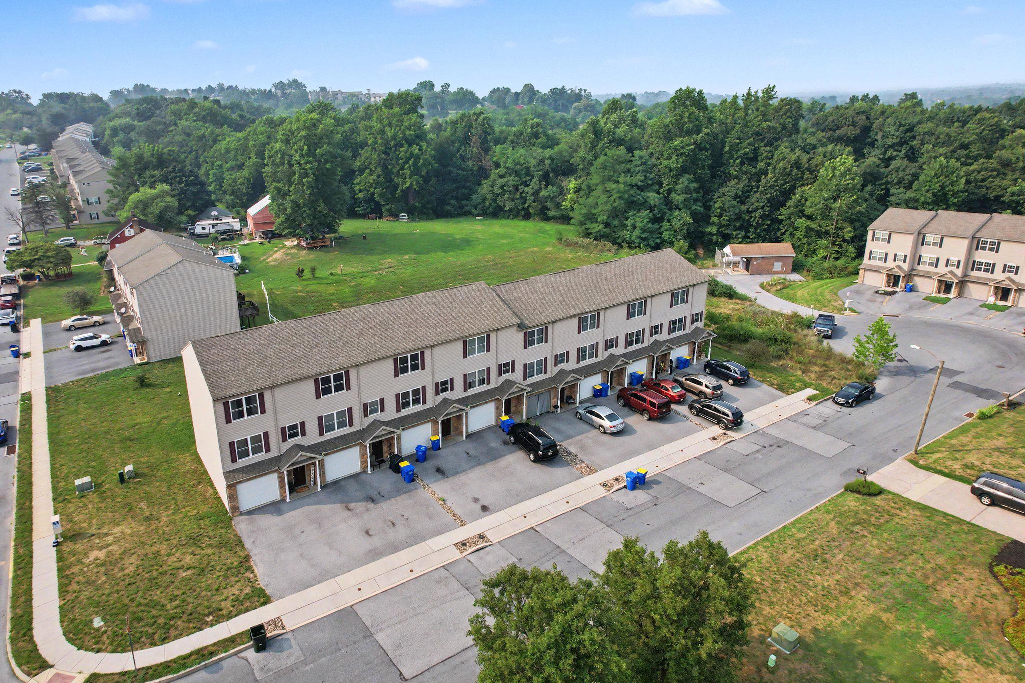 THE WOODLANDS - Residential Income