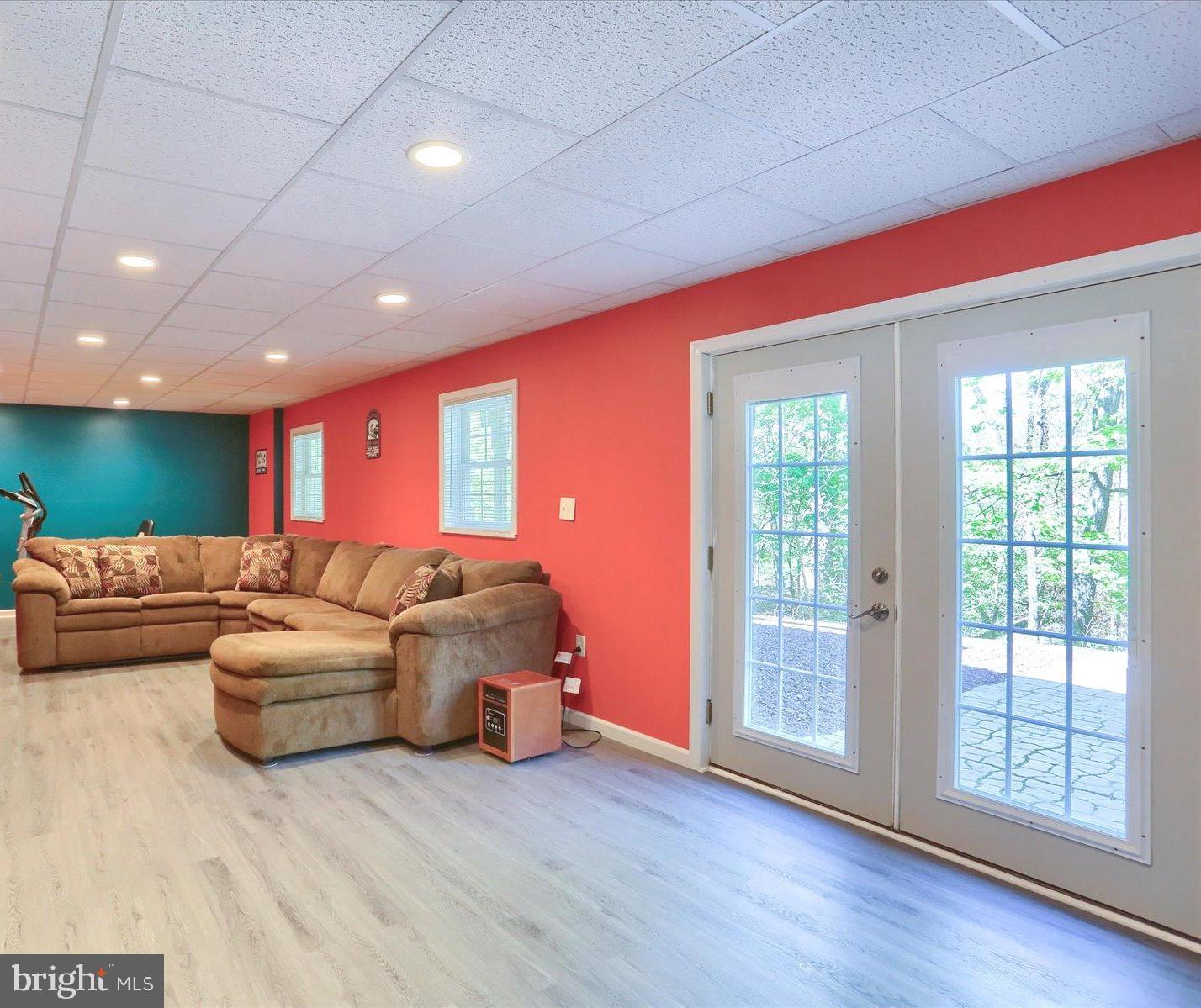 WHITE BIRCH FARMS - Residential