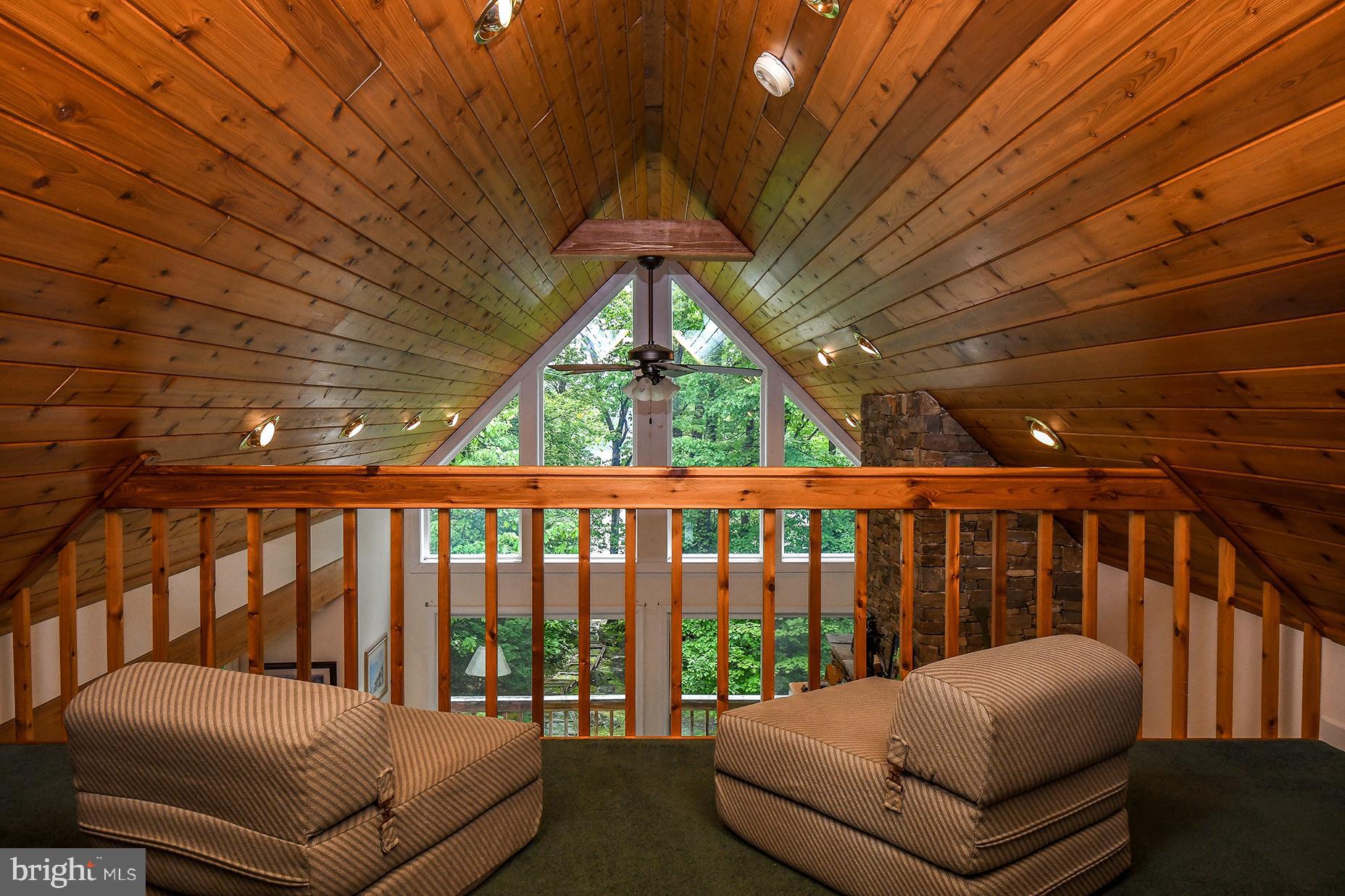 LAKE FOREST ESTATES - Residential