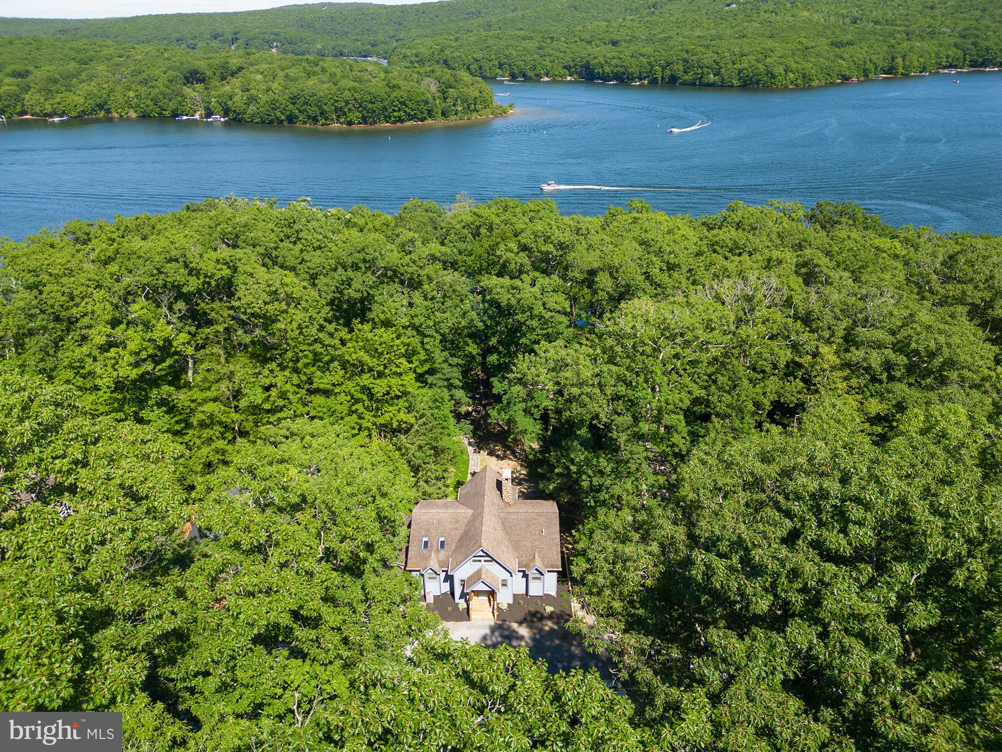 LAKE FOREST ESTATES - Residential
