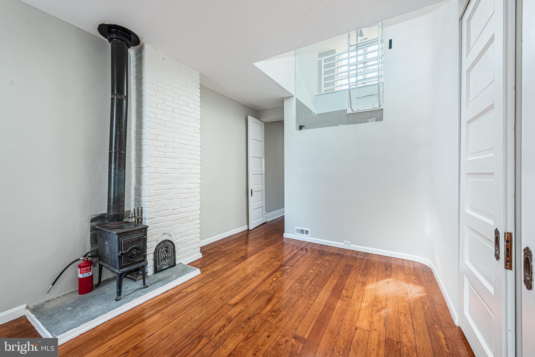 BUTCHER'S HILL - Residential