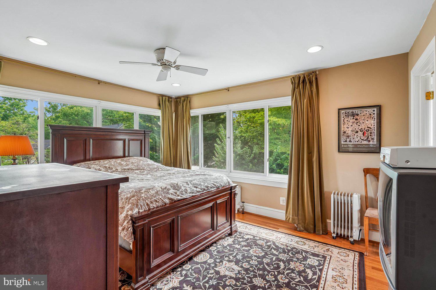 WASHINGTON GROVE - Residential