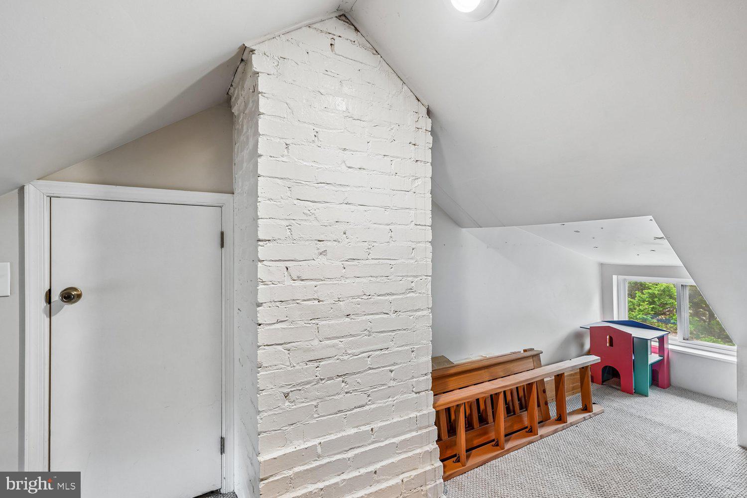 WASHINGTON GROVE - Residential