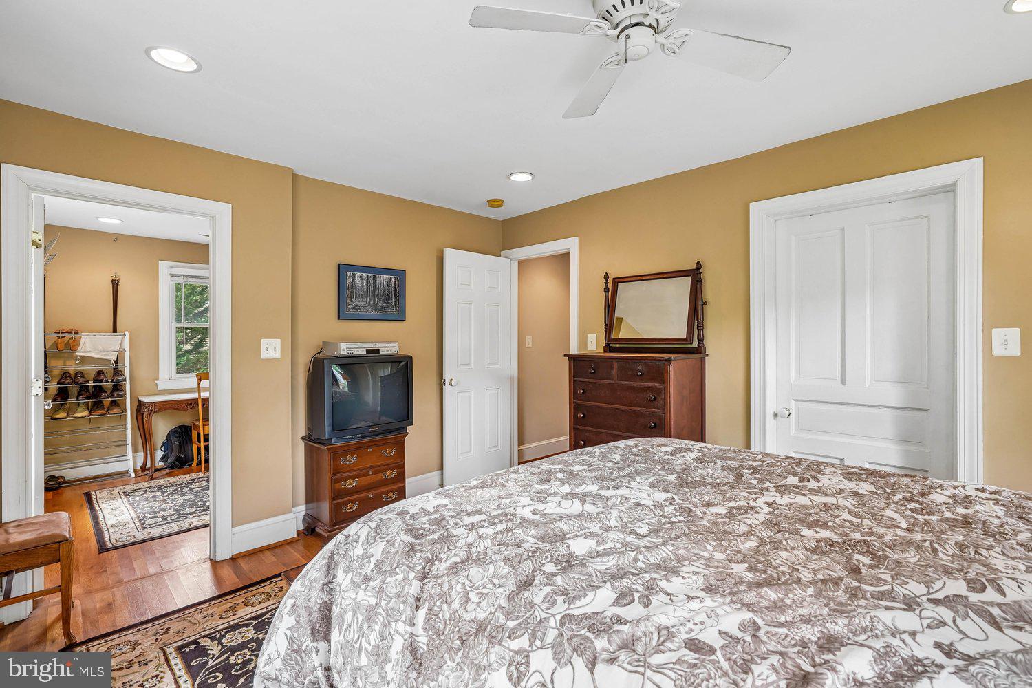 WASHINGTON GROVE - Residential