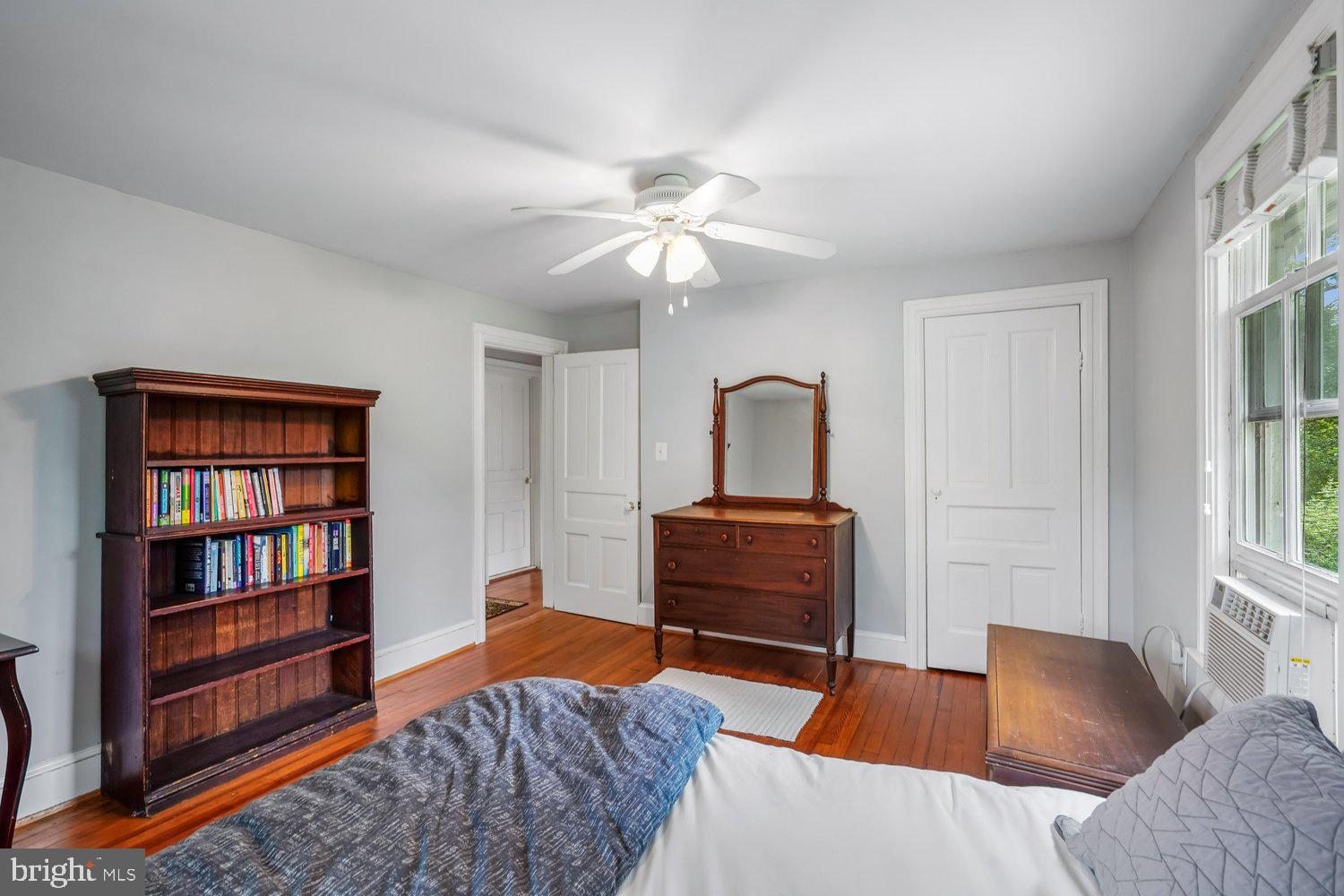 WASHINGTON GROVE - Residential