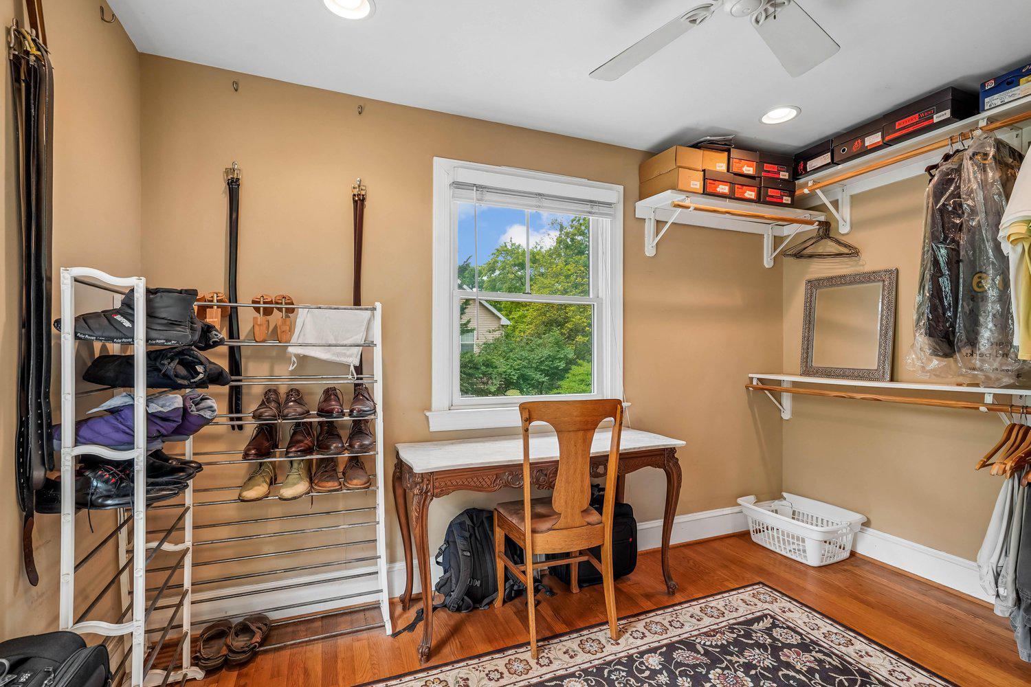 WASHINGTON GROVE - Residential