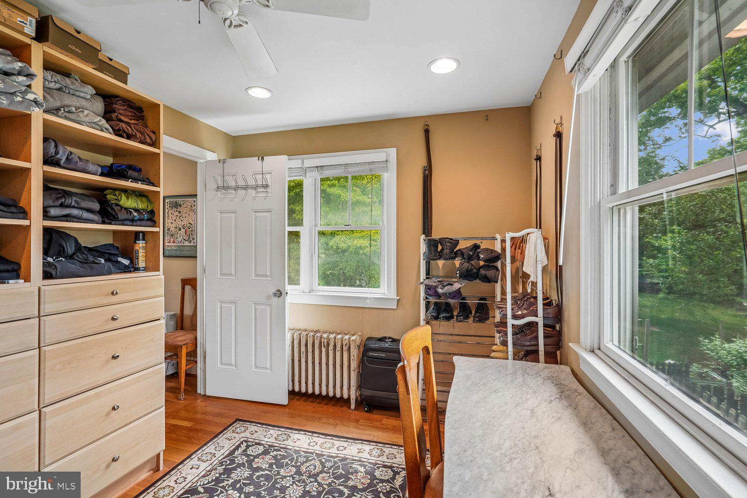 WASHINGTON GROVE - Residential