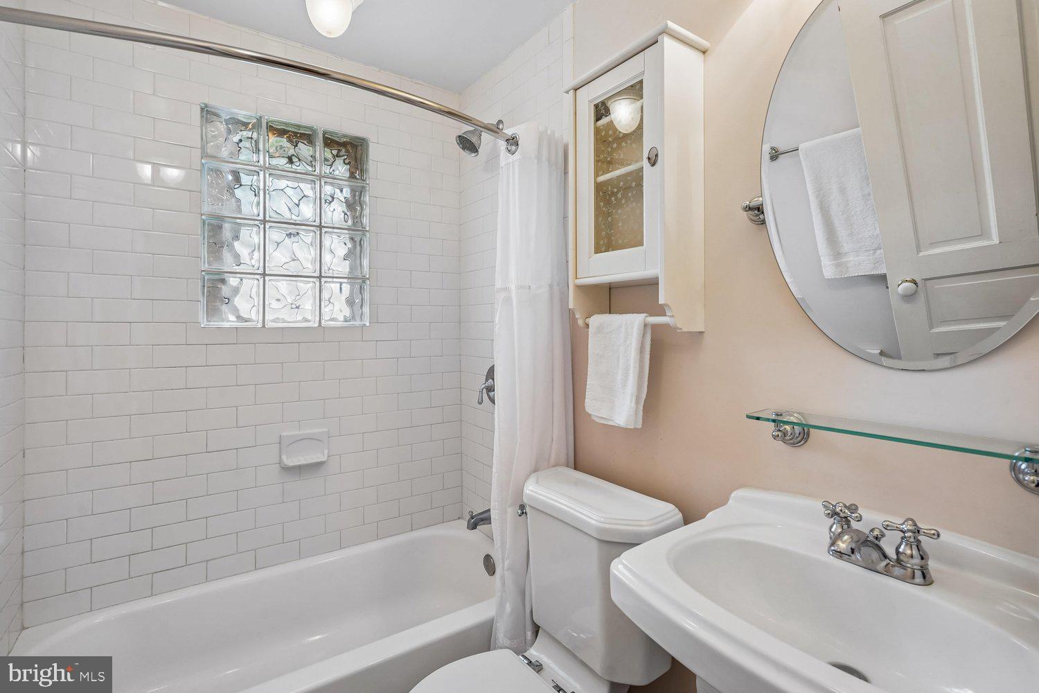 WASHINGTON GROVE - Residential