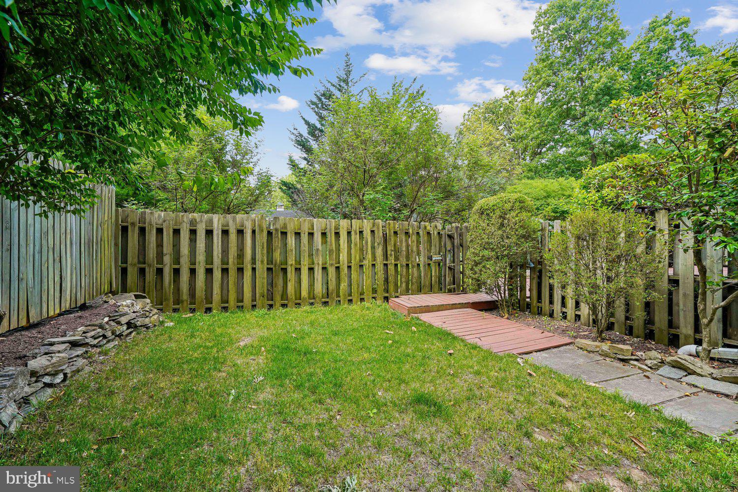 WASHINGTON GROVE - Residential