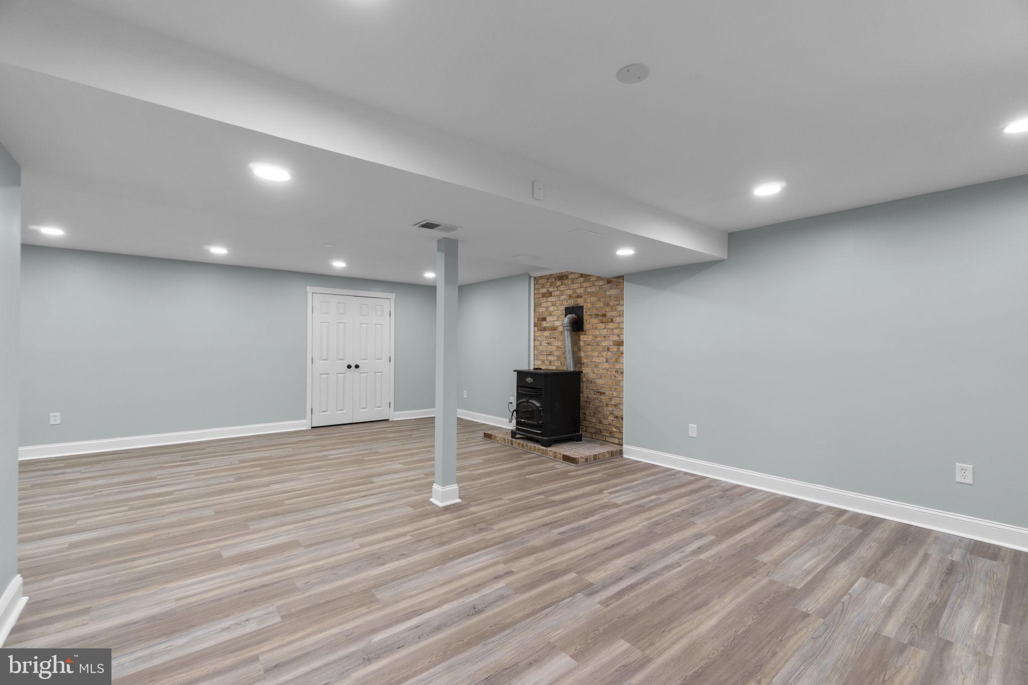 FREEDOM FOREST - Residential