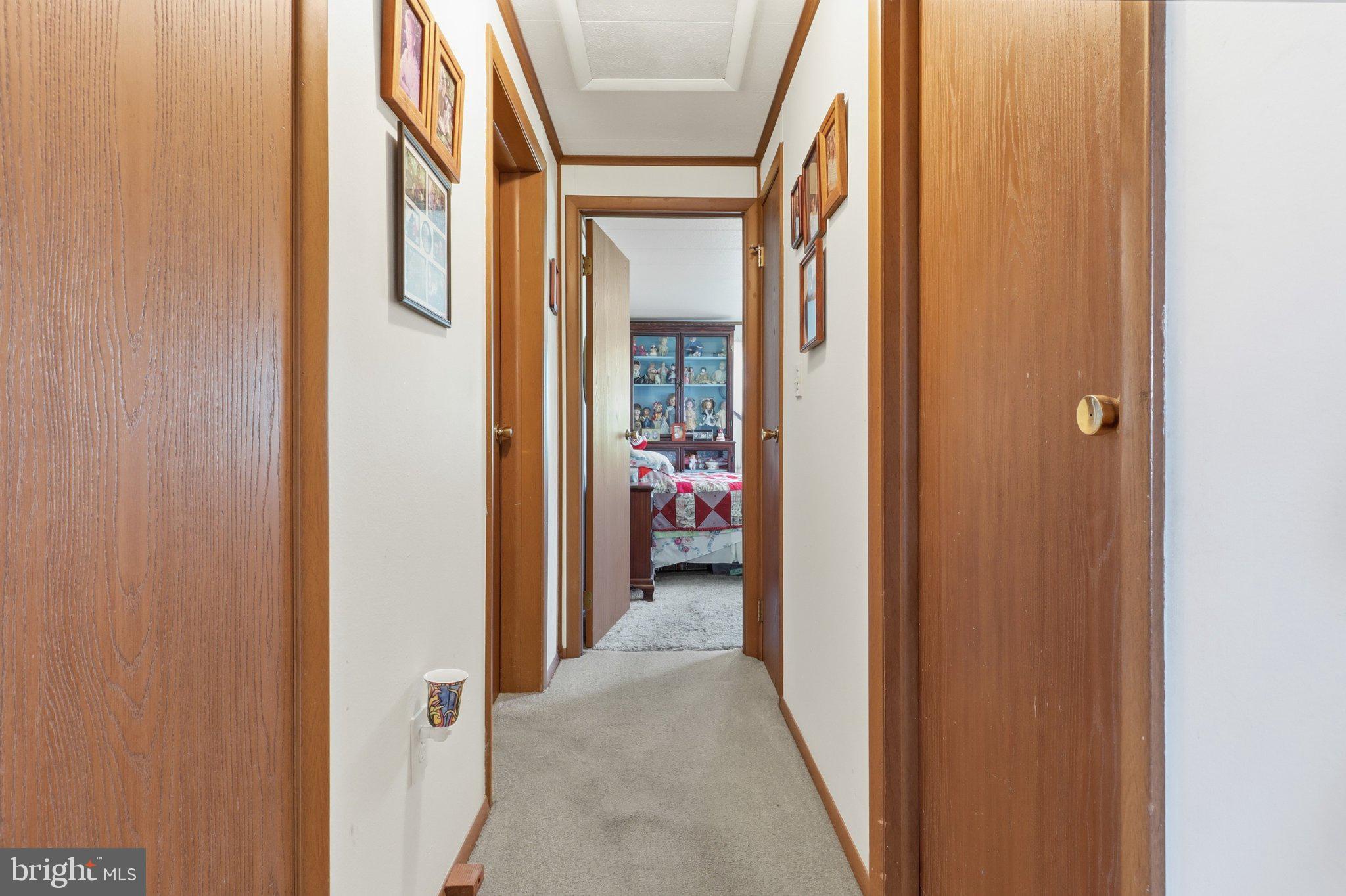 JEFFERSON SQUARE - Residential