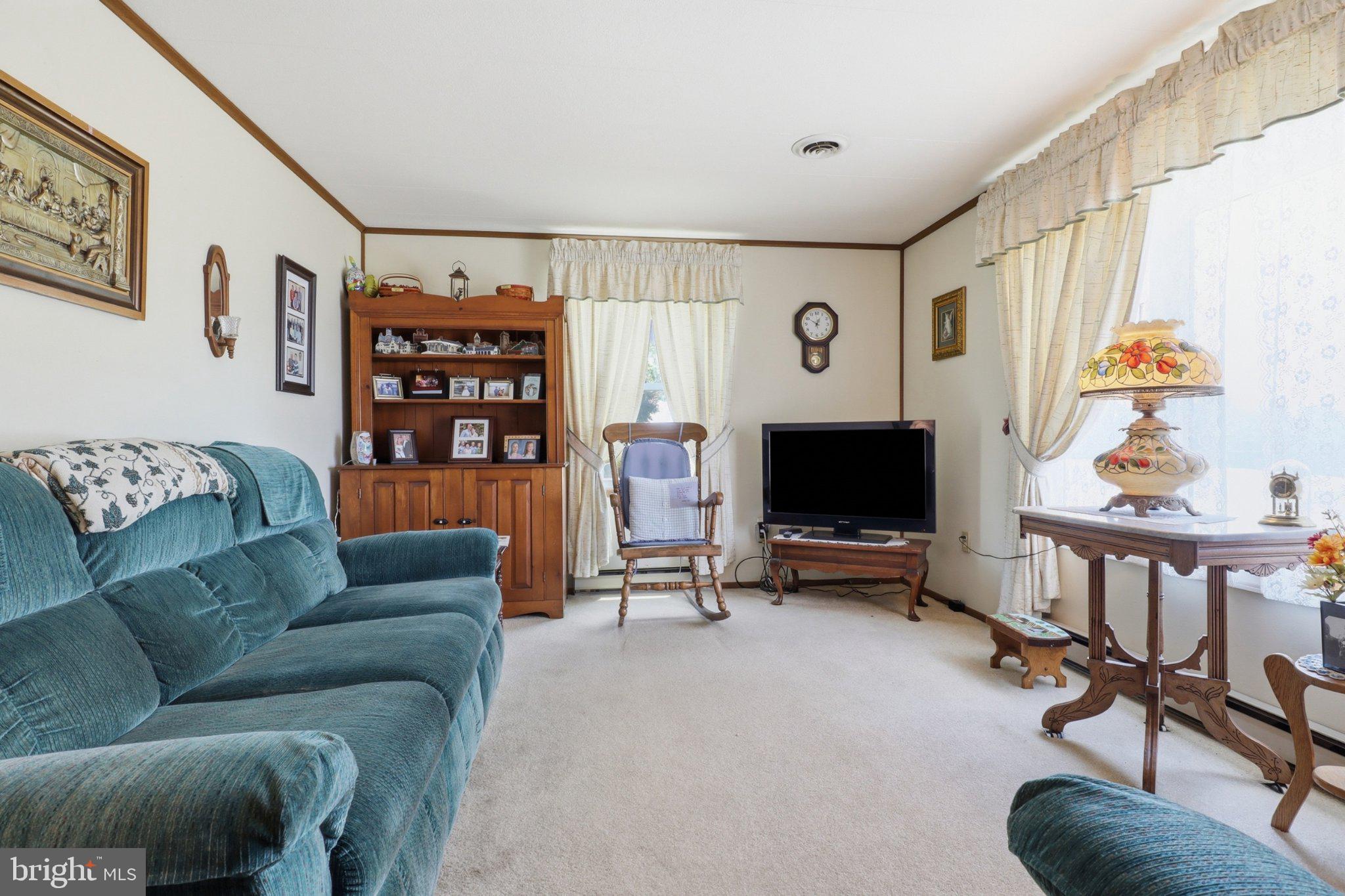 JEFFERSON SQUARE - Residential