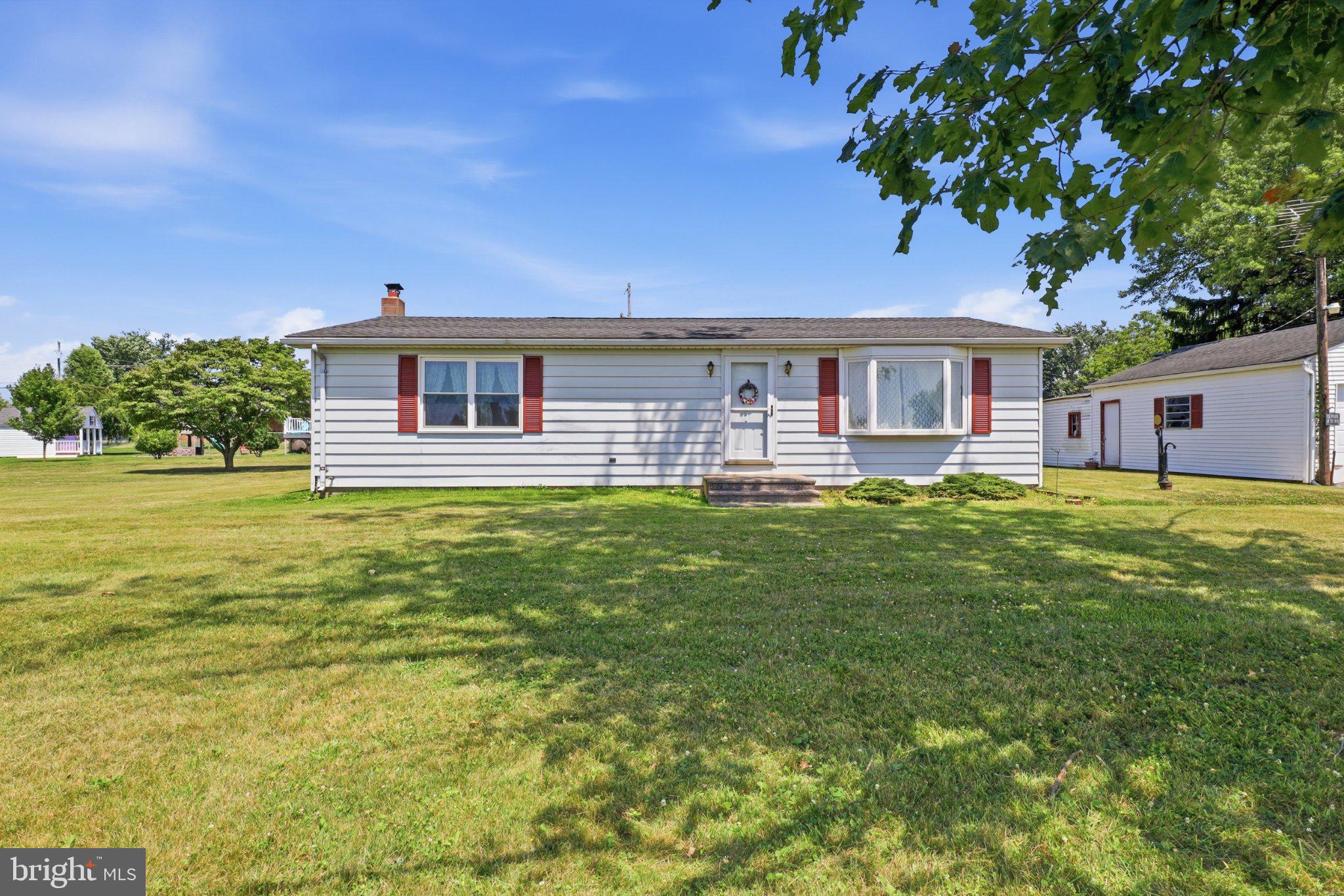 JEFFERSON SQUARE - Residential