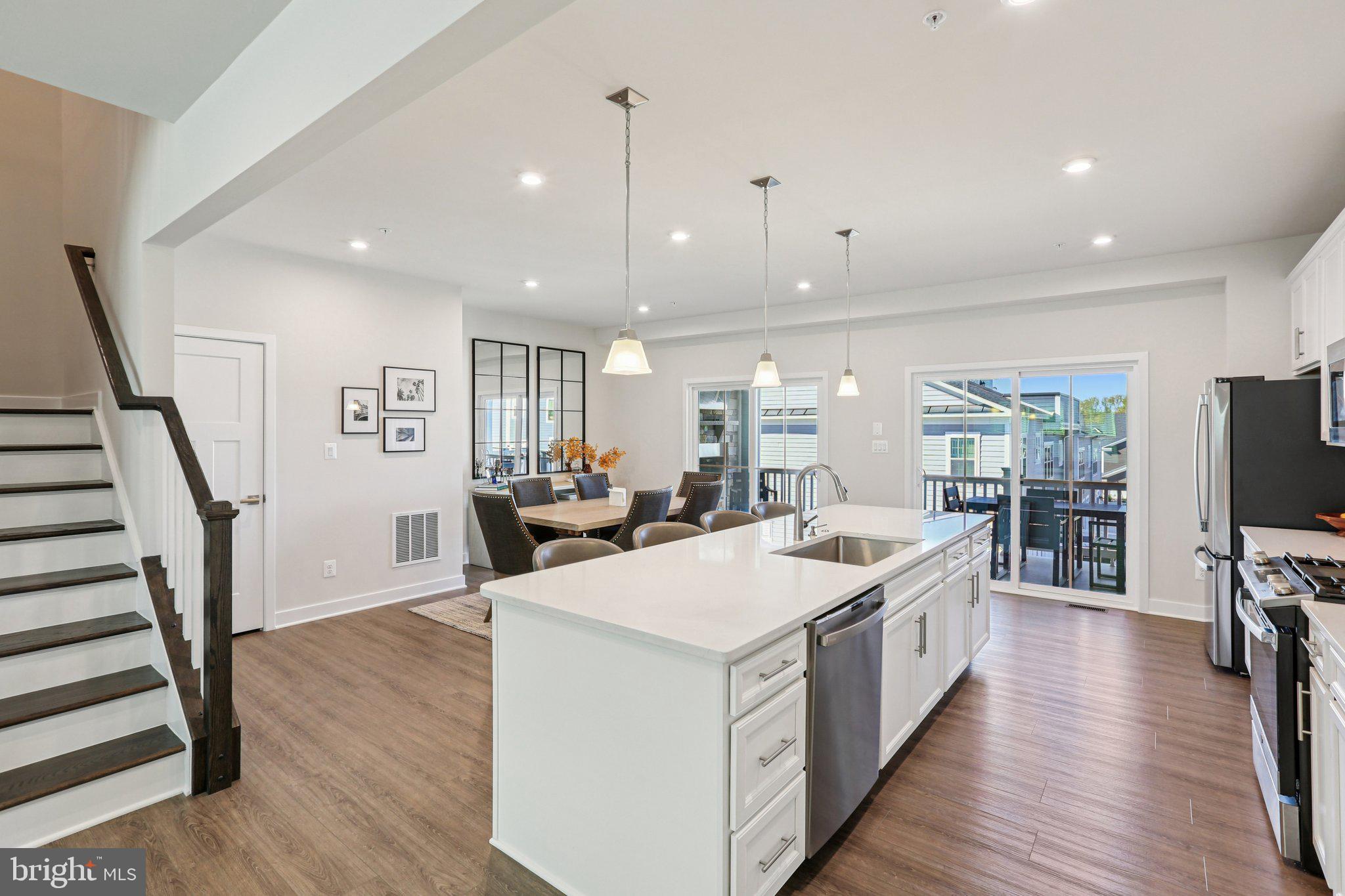 GREENLEIGH AT CROSSROADS - Residential
