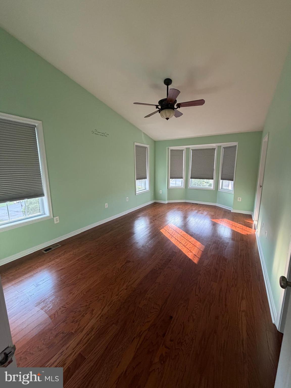 LOUDOUN VALLEY ESTATES 2 - Residential