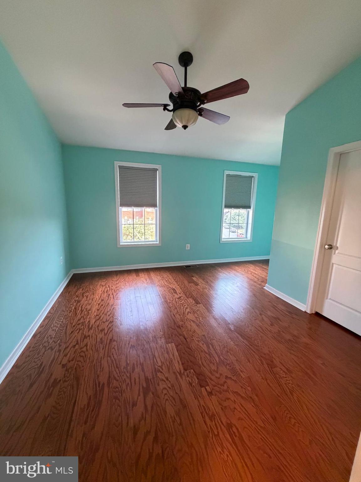 LOUDOUN VALLEY ESTATES 2 - Residential