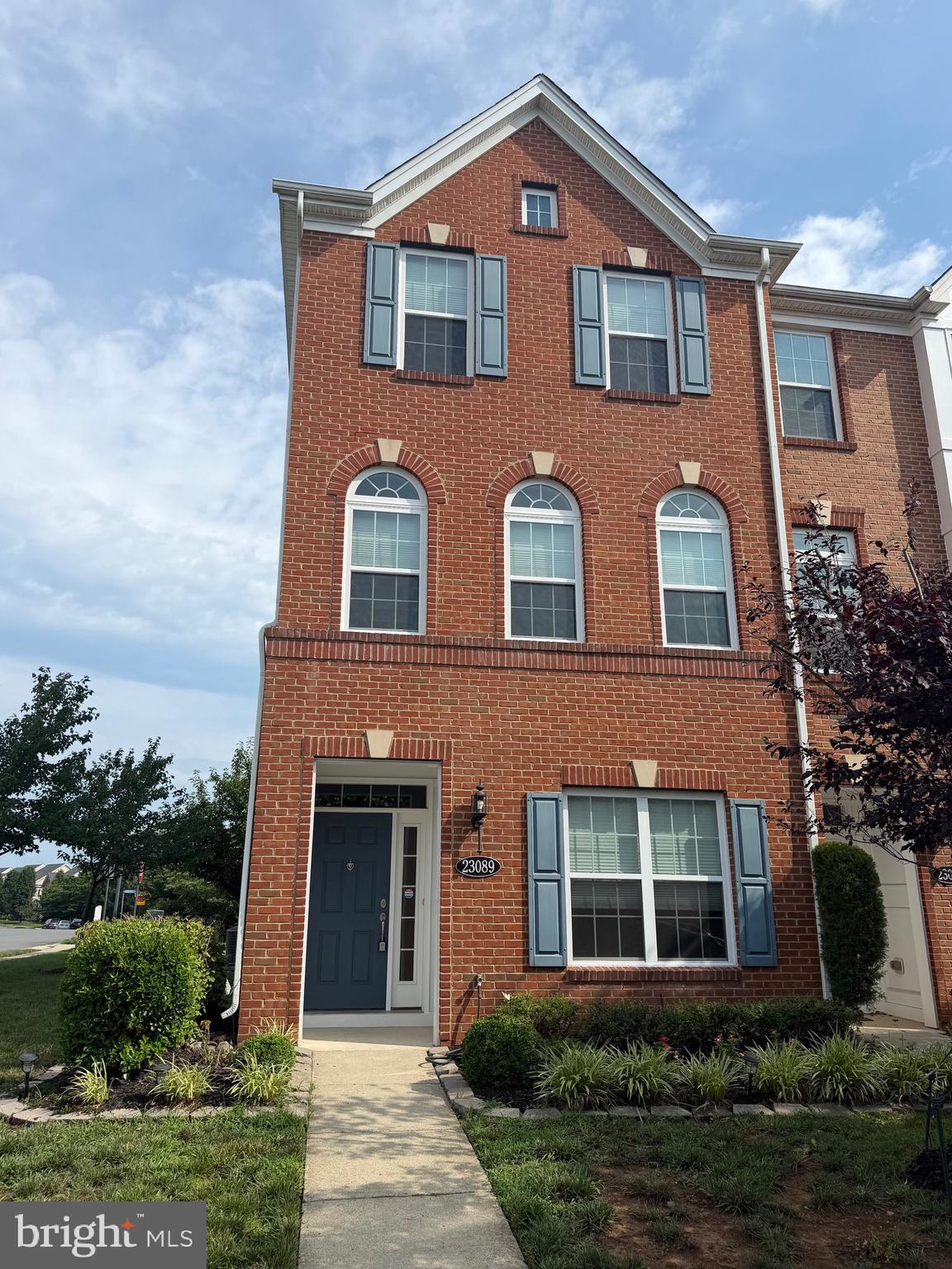 Stunning Three-Level End-Unit Townhome in Broadlands!

Don't miss this beautifully maintained three-level end-unit townhome located in the highly desirable Broadlands community, known for its top-rated Loudoun County schools and exceptional lifestyle.

This spacious home features three private bedroom suites, each with its own full bathroom, offering the perfect layout for families, guests, or multi-generational living. Elegant hardwood flooring flows throughout the entire home, creating a warm, sophisticated, and low-maintenance living space.

The open-concept floor plan is filled with natural light and is ideal for both everyday living and entertaining. Enjoy the convenience of a two-car garage plus a private driveway with additional parking. Residents have access to outstanding Broadlands amenities, including multiple swimming pools, a fully equipped fitness center, playgrounds, recreation parks, scenic walking and biking trails, and beautifully maintained common areas.

Perfectly situated just minutes from the Ashburn Metro Station, this home offers an easy commute to Washington, D.C., and major employment centers. You'll also be close to shopping, restaurants, entertainment, and major commuter routes, making everyday living both convenient and enjoyable.

Combining a premium end-unit location, spacious design, modern updates, outstanding community amenities, and an unbeatable location, this move-in-ready home is a rare opportunity in one of Loudoun County's most sought-after neighborhoods. Great opportunity to own a move-in-ready home in a convenient Broadlands location.