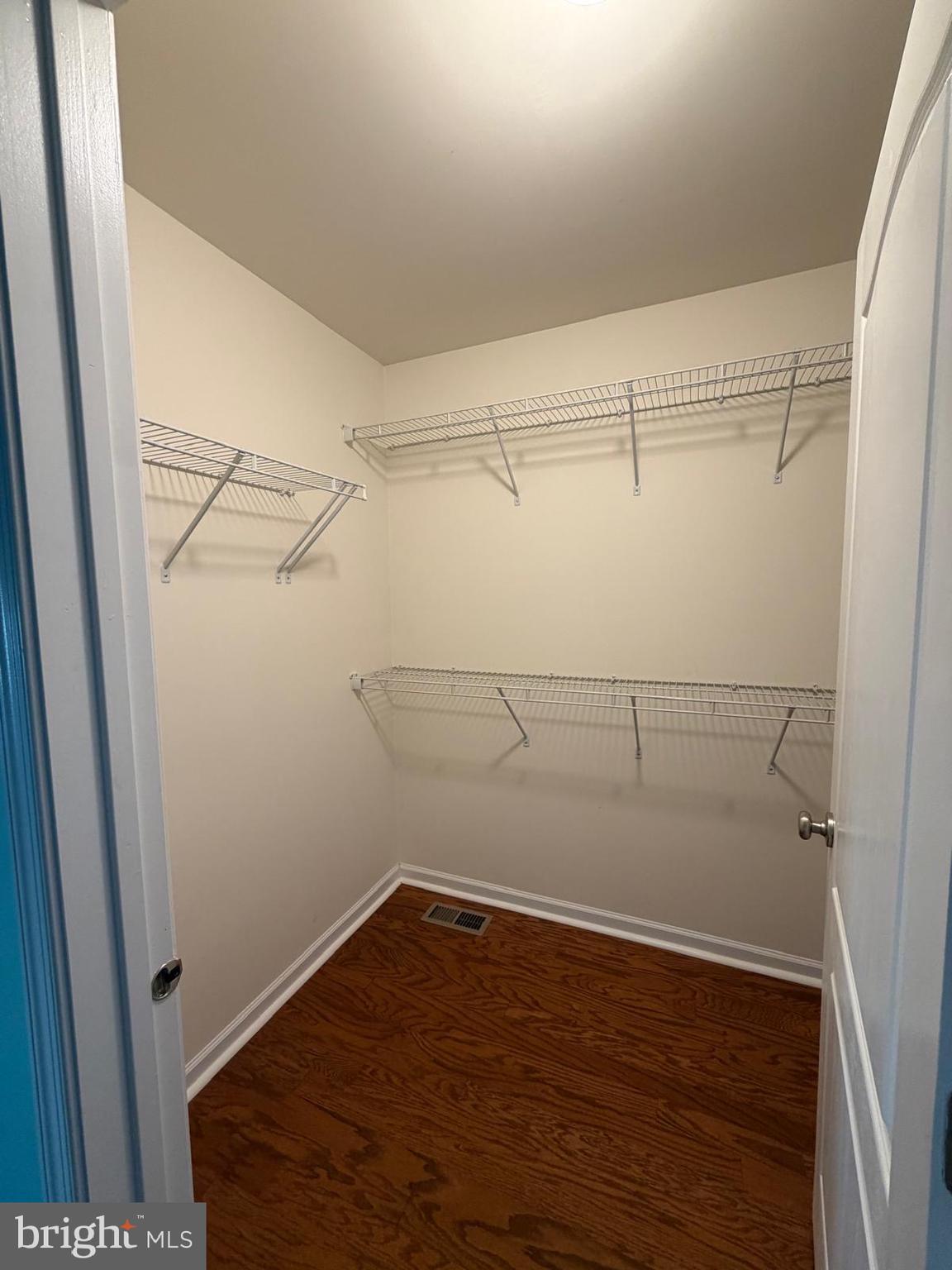 LOUDOUN VALLEY ESTATES 2 - Residential