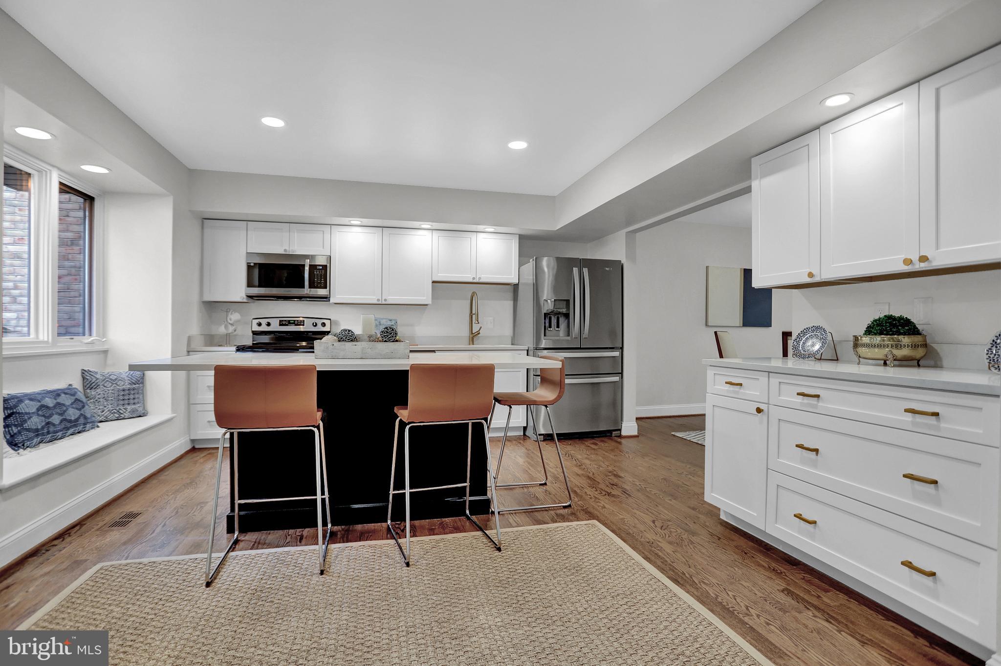 VALLEYWOOD AT FIVE FARMS - Residential Lease