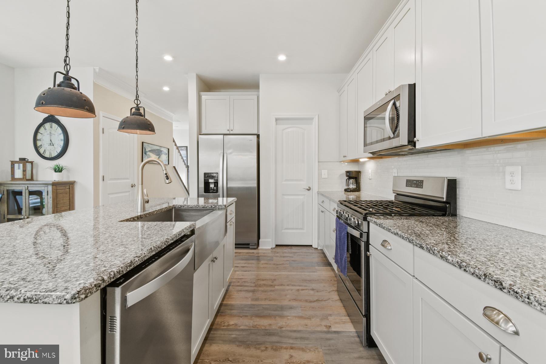 BAYSIDE - Residential
