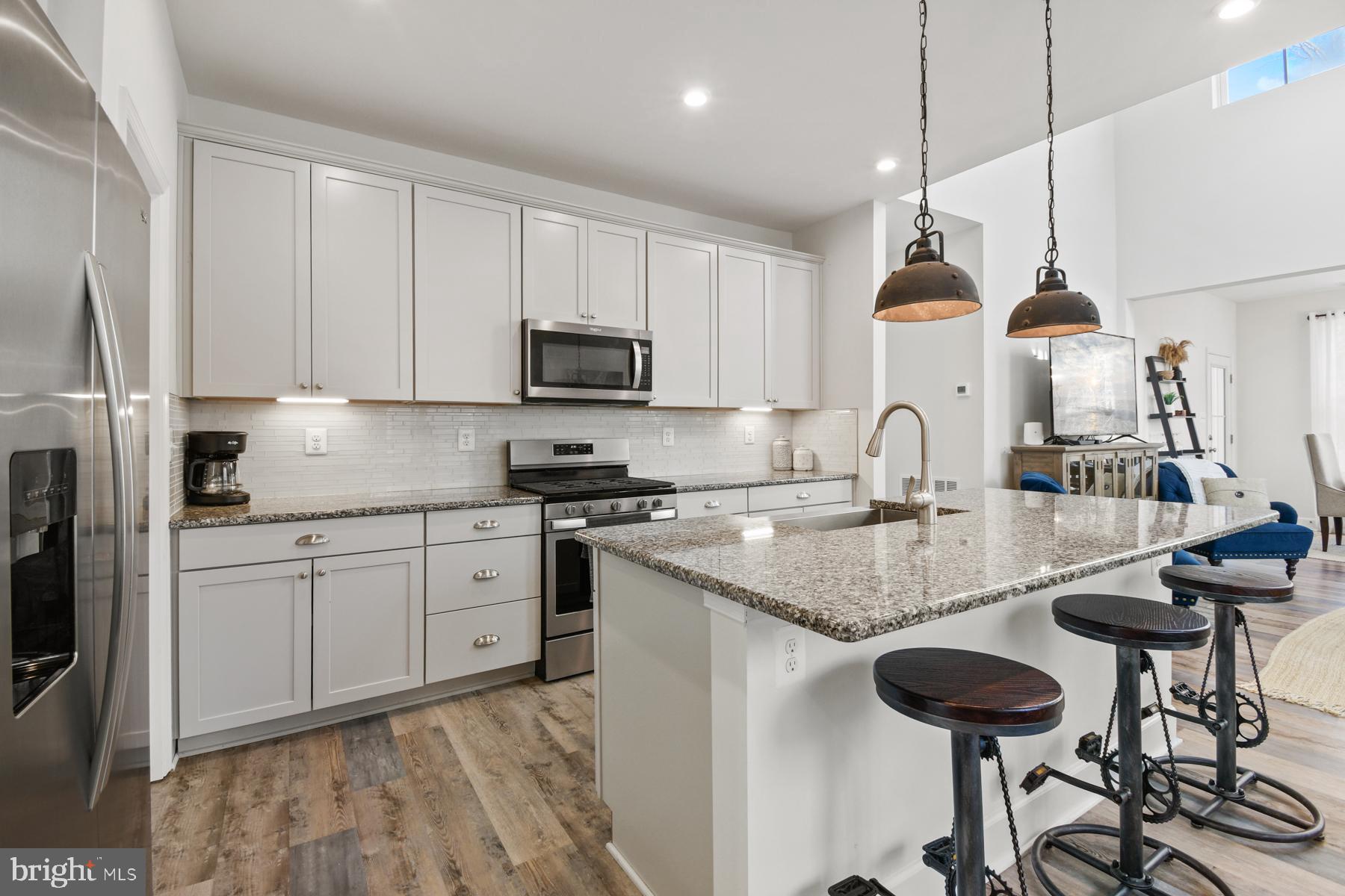 BAYSIDE - Residential