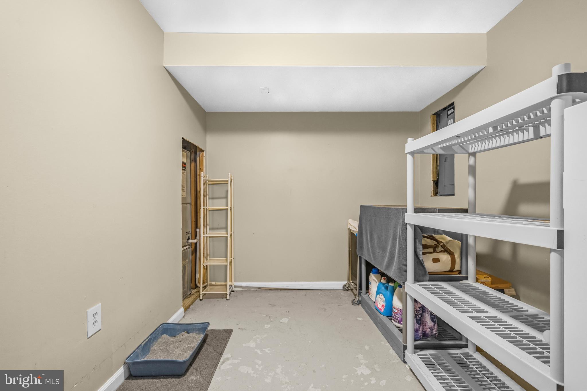 LAKE RIVIERA - Residential