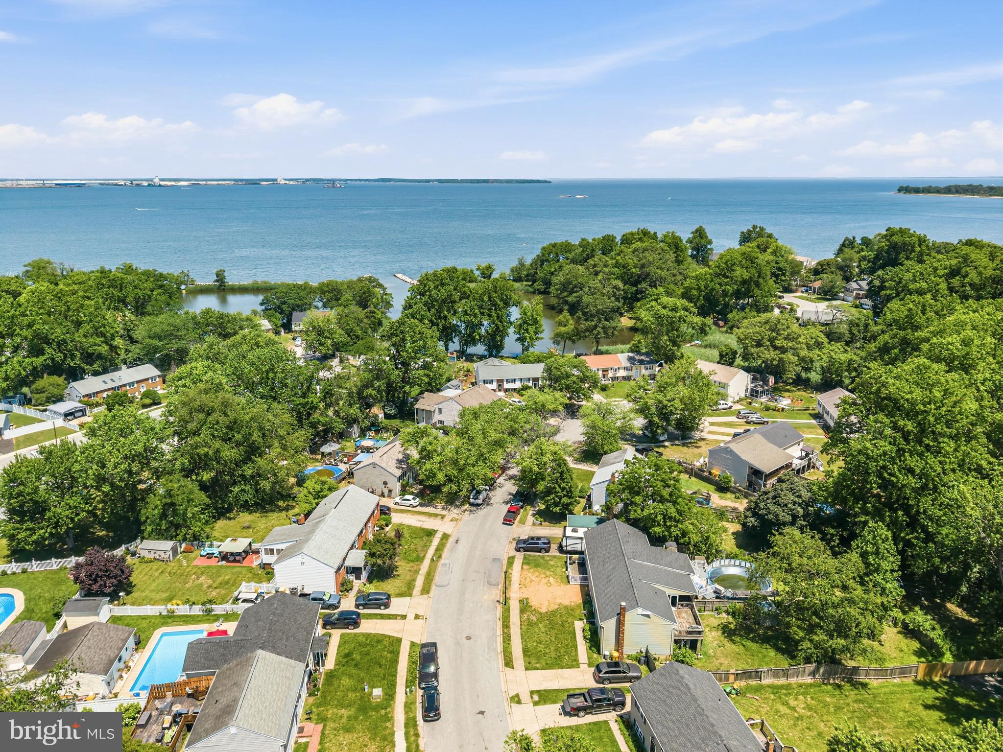 LAKE RIVIERA - Residential