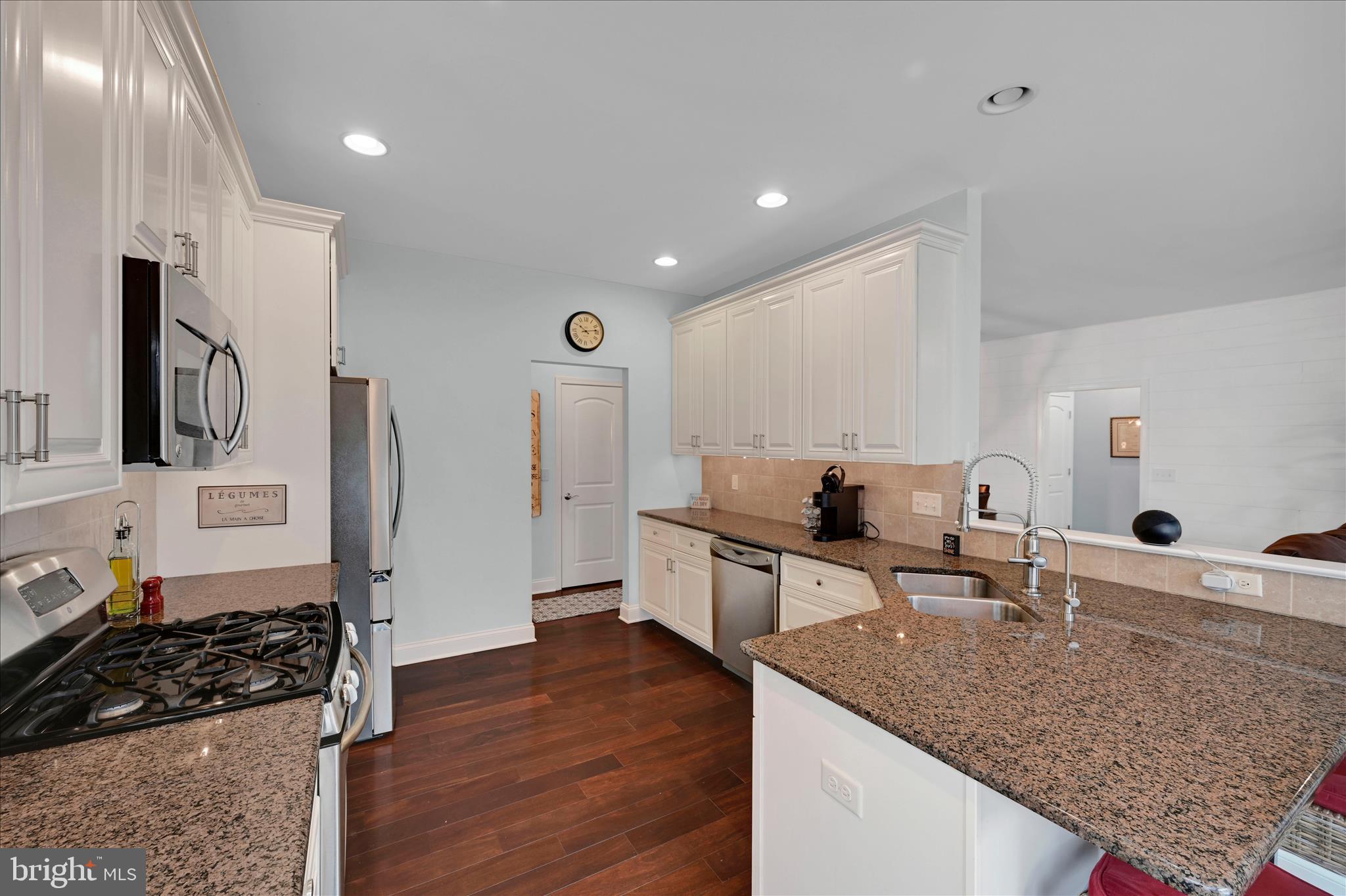 CROSSGATES - Residential