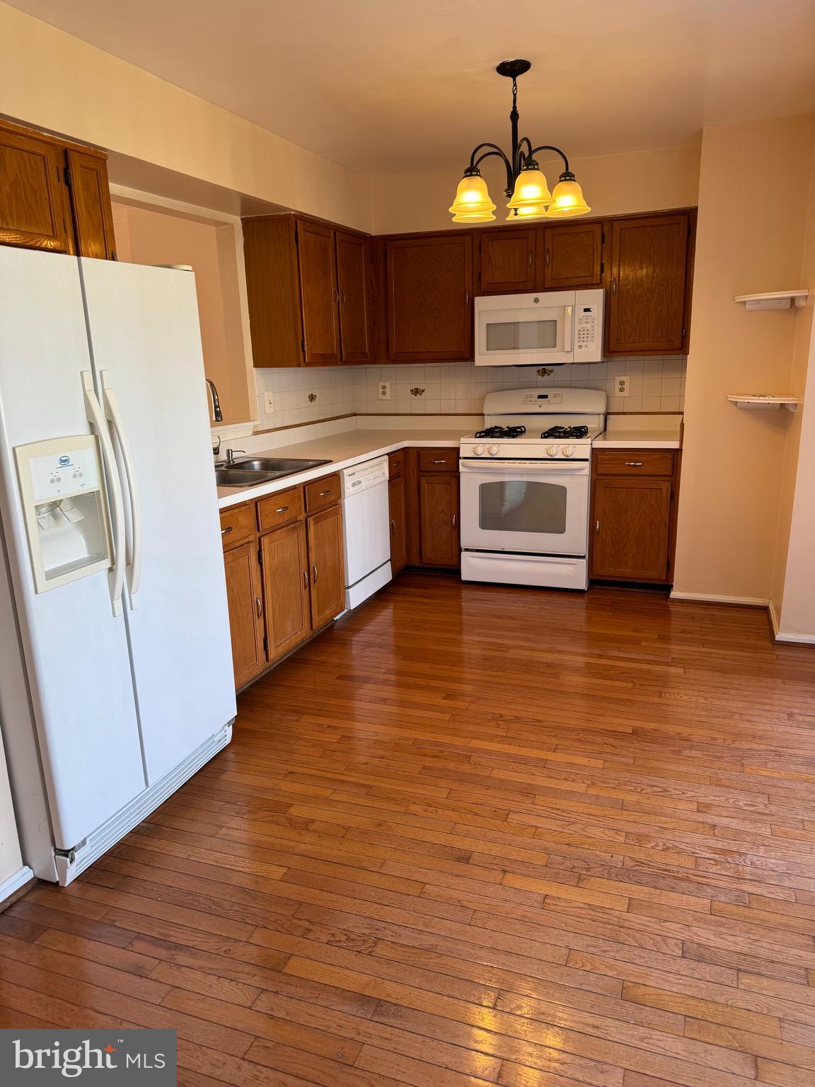 BALLSFORD - Residential Lease