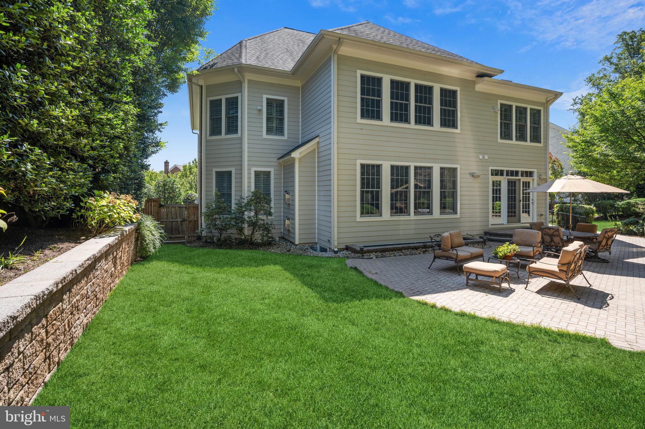 CHALICE CREST - Residential