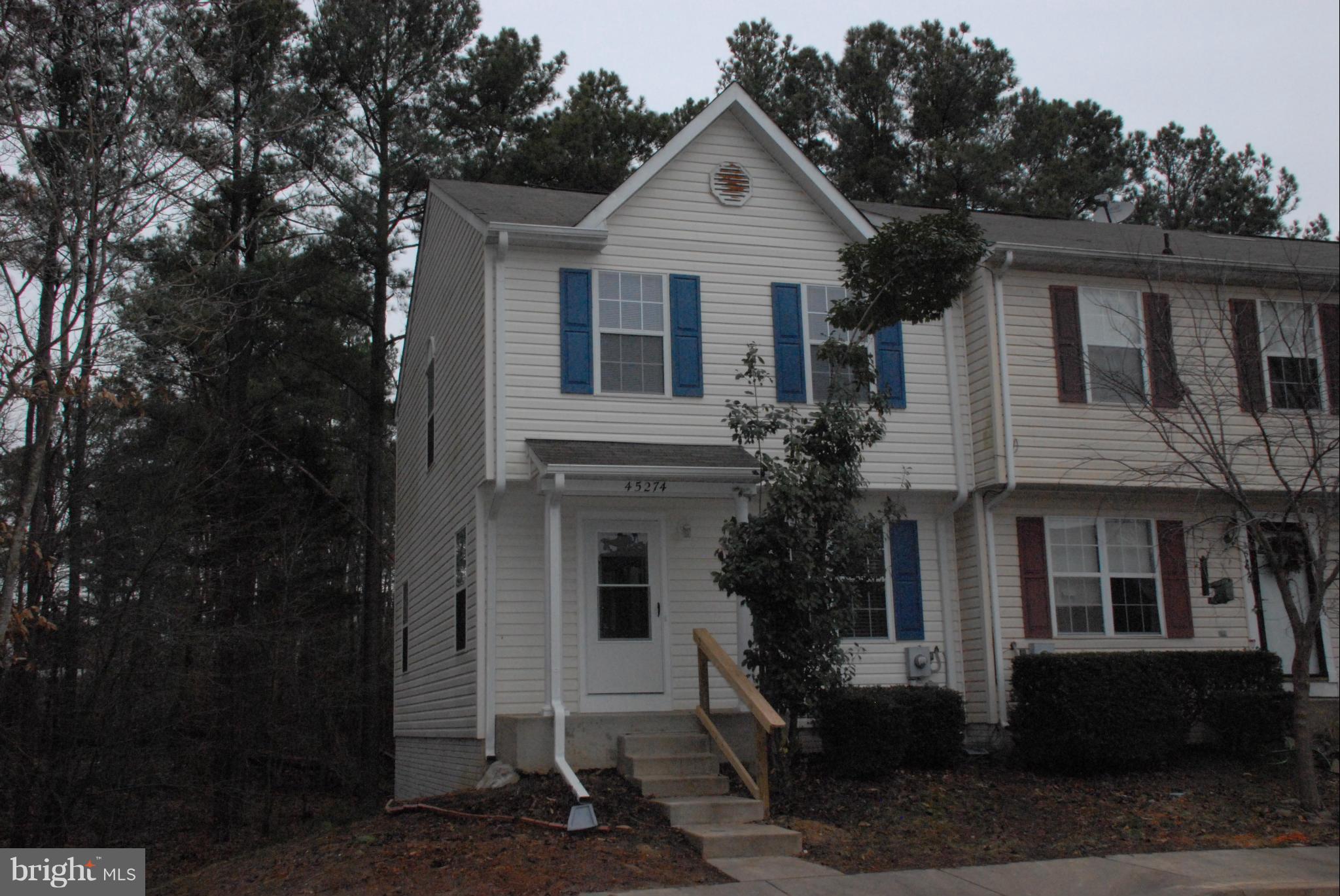 LAUREL GLEN - Residential