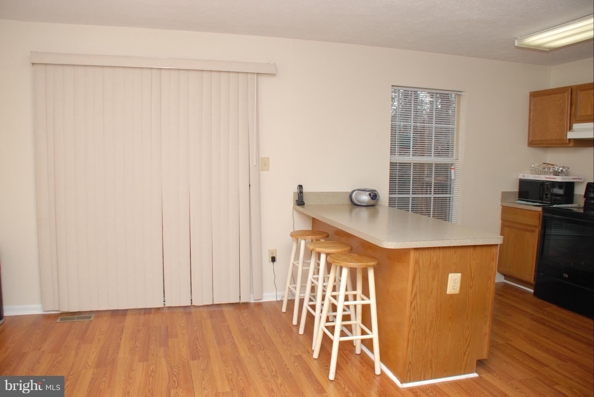 LAUREL GLEN - Residential