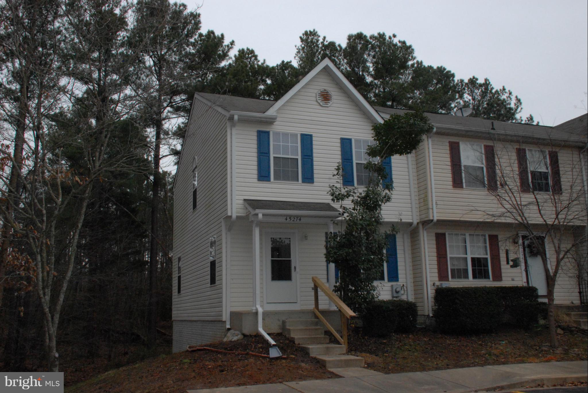 LAUREL GLEN - Residential