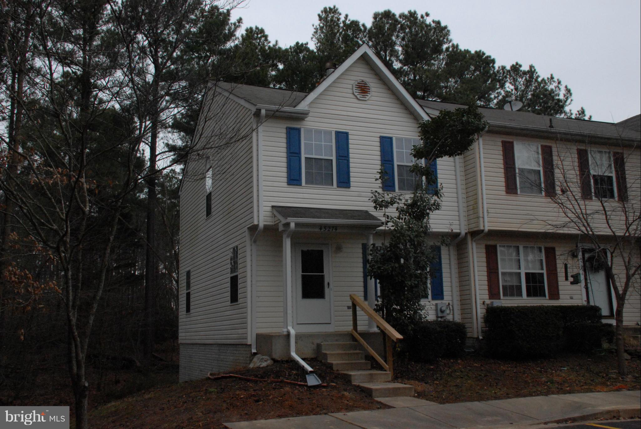 LAUREL GLEN - Residential
