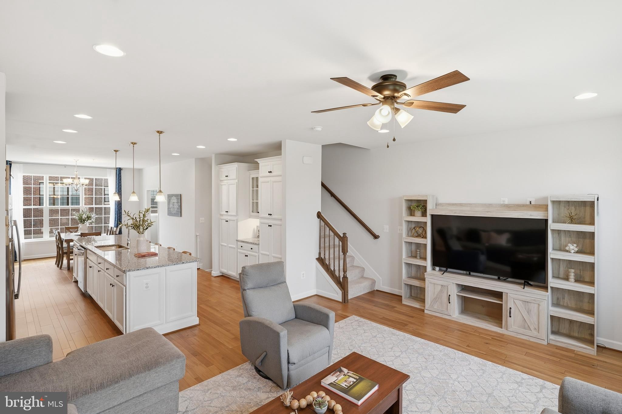 POTOMAC OVERLOOK AT NATIONAL HARBOR - Residential