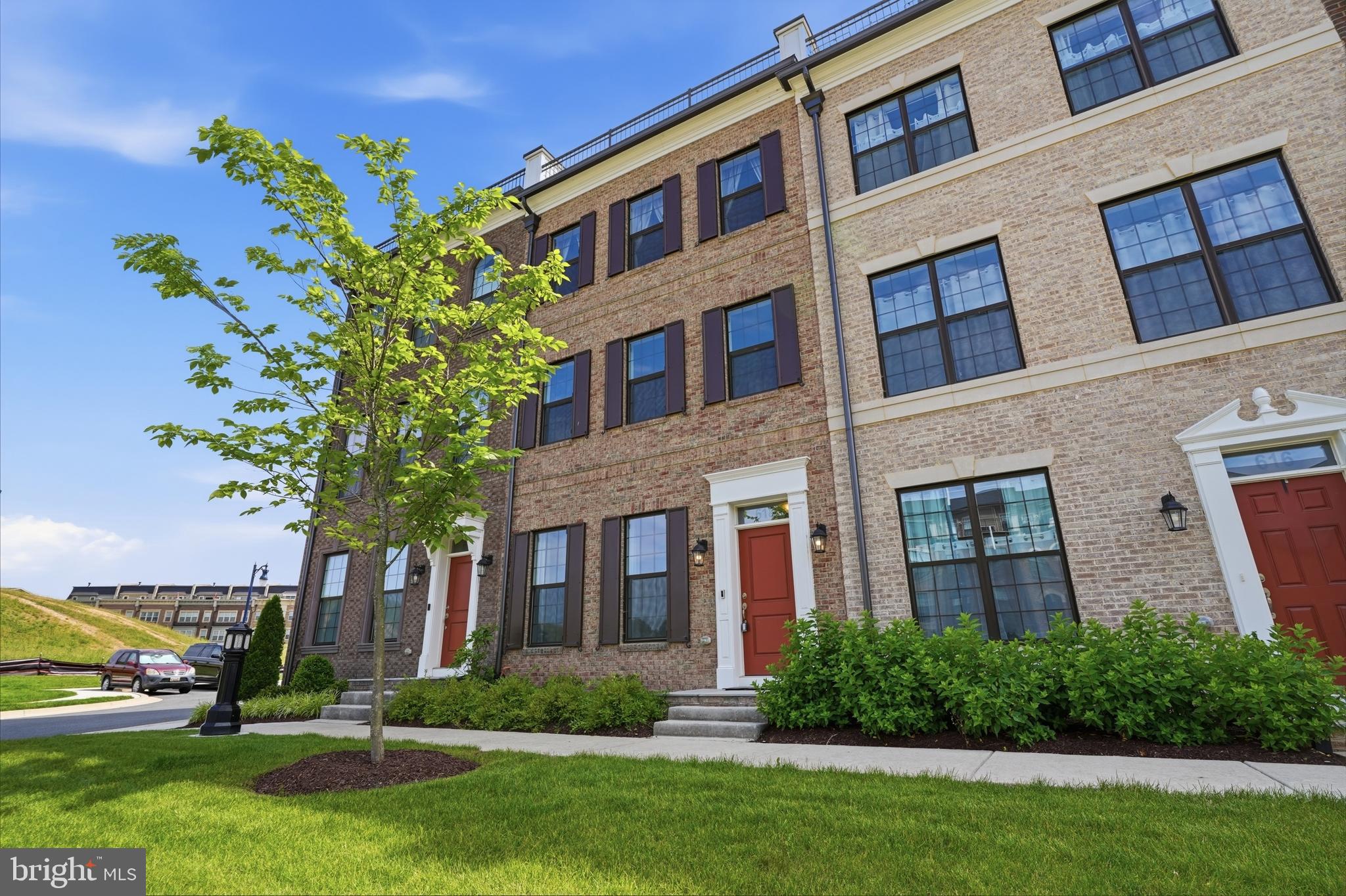 POTOMAC OVERLOOK AT NATIONAL HARBOR - Residential