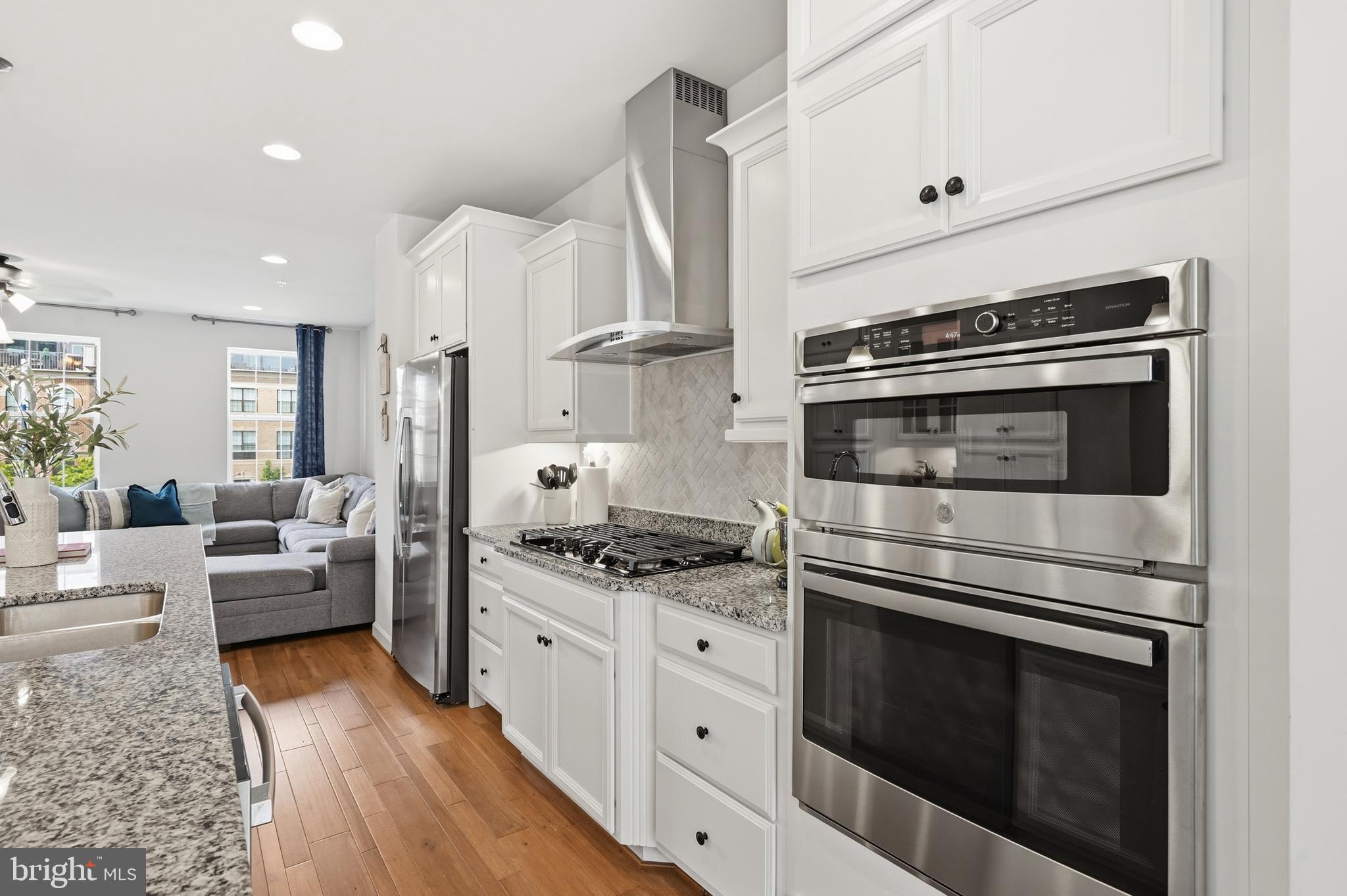 POTOMAC OVERLOOK AT NATIONAL HARBOR - Residential