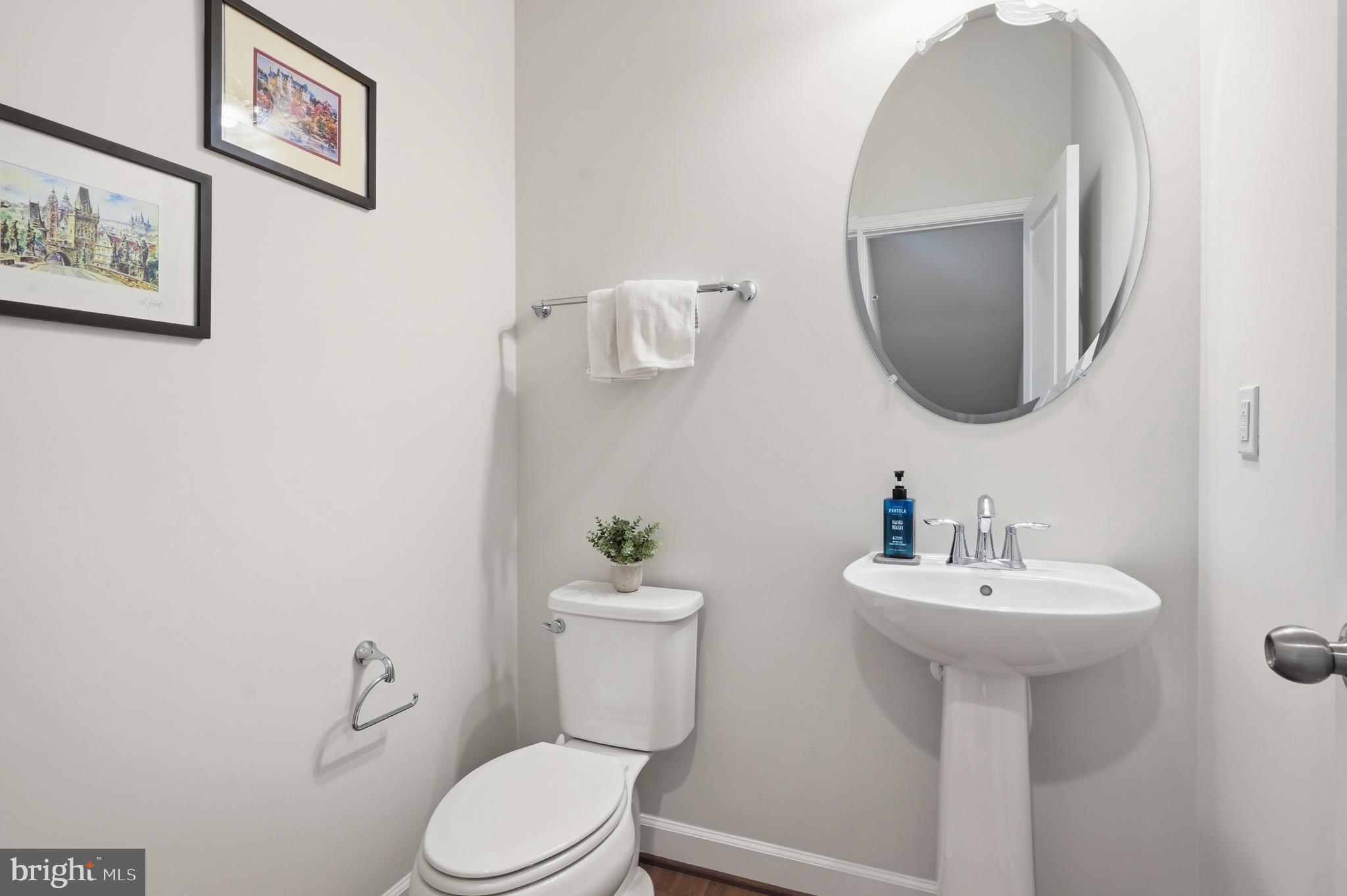 POTOMAC OVERLOOK AT NATIONAL HARBOR - Residential